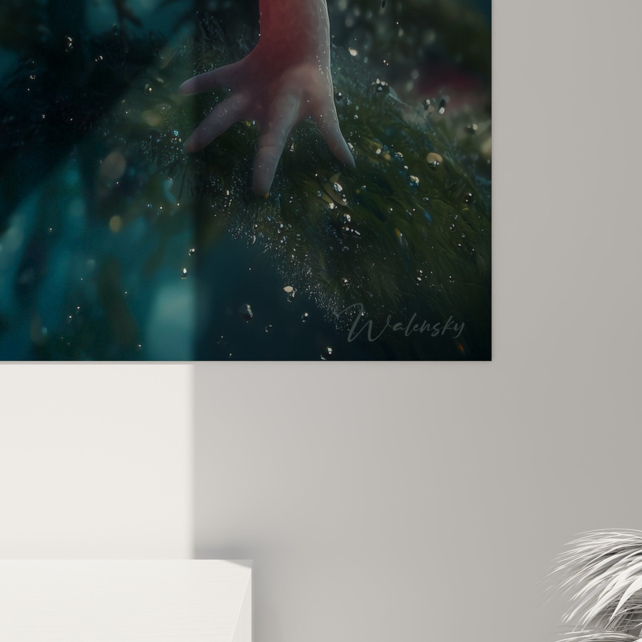 Vue ensemble tableau axolotl rose environnement aquatique turquoise particules lumineuses dorées composition