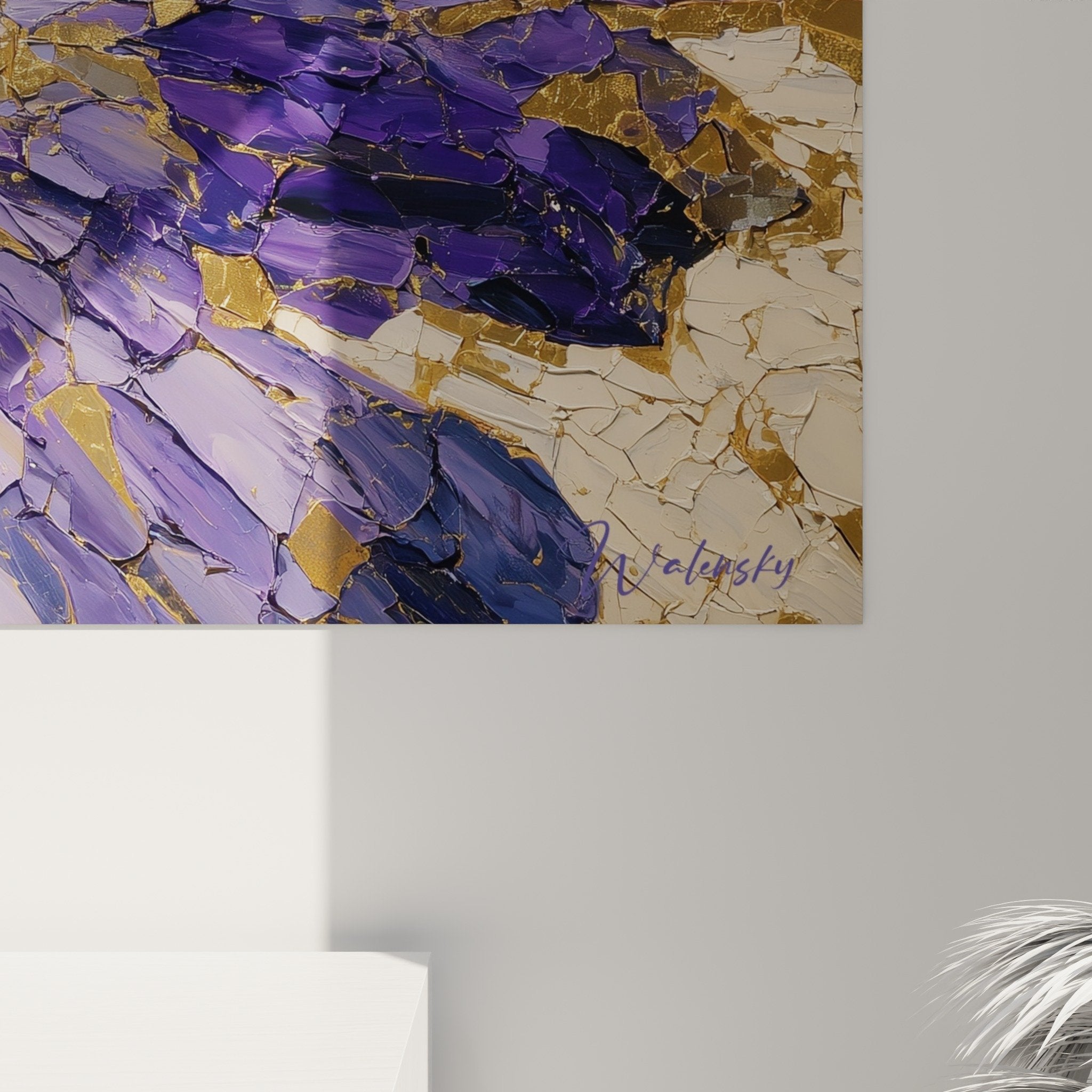 Vue ensemble tableau floral violet or composition etoilee decoration murale feng shui sud est bois