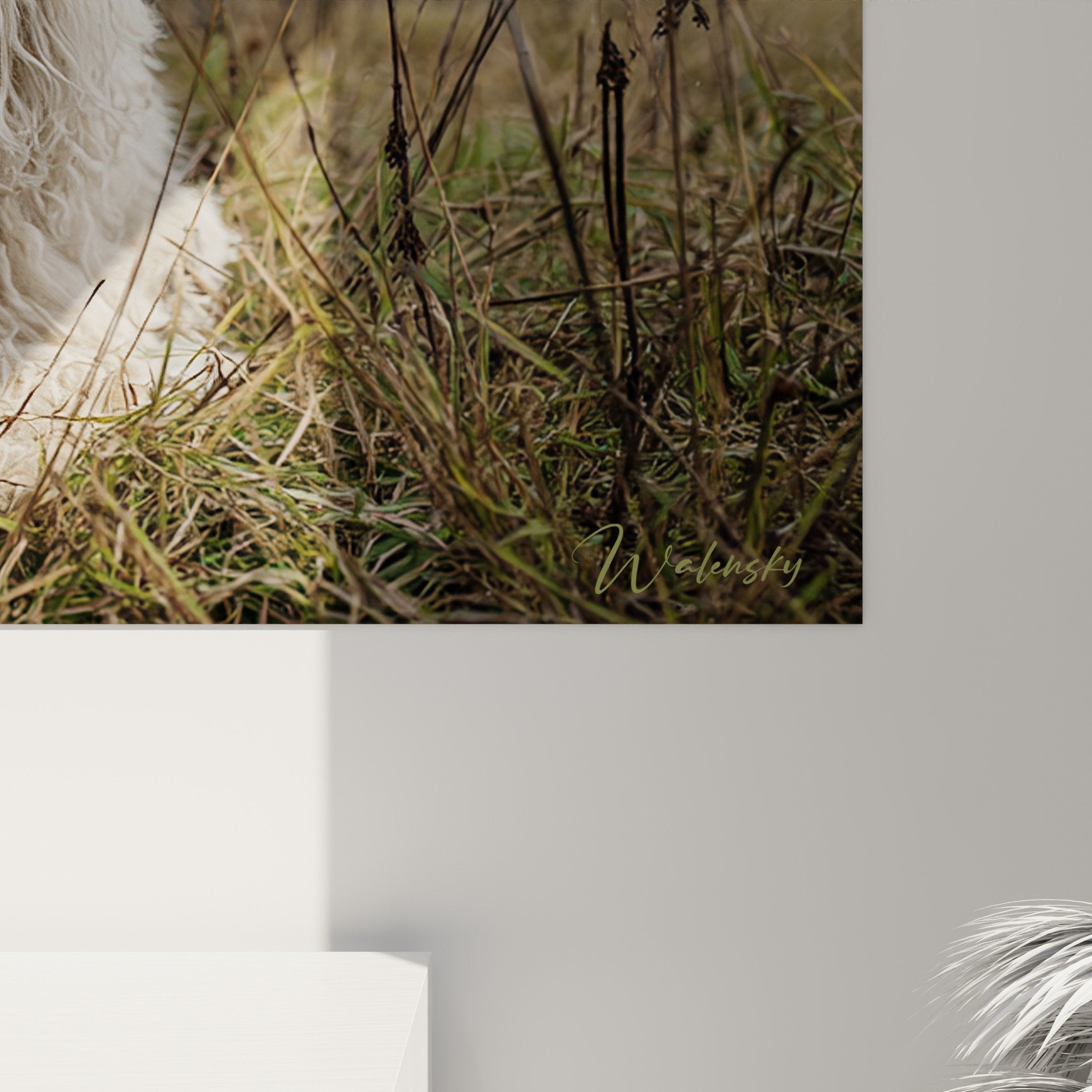 Vue ensemble tableau Komondor prairie automnale grange patinee decoration murale campagne chic