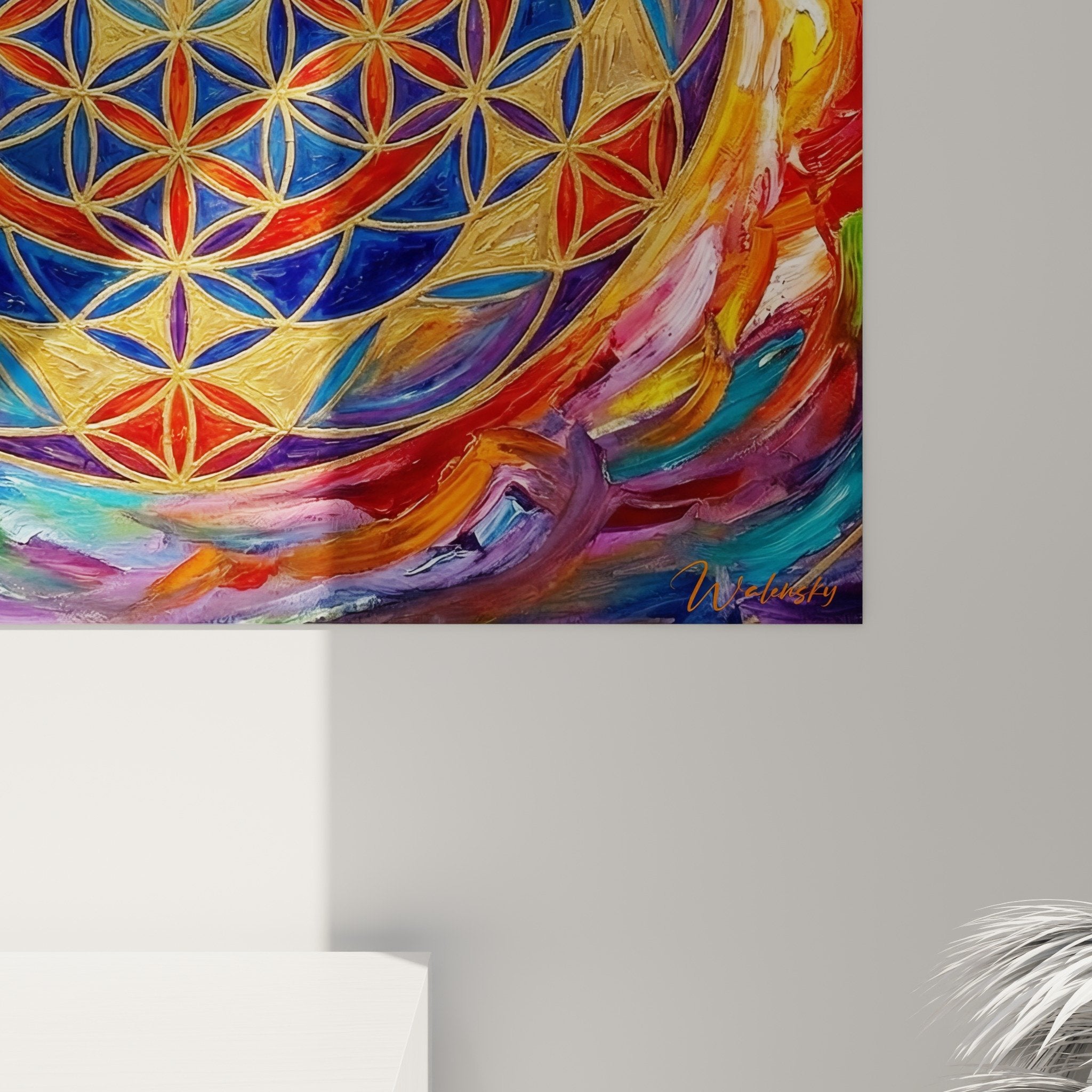 Gesamtansicht Mandala-Chakra-Gemälde in leuchtenden Farben Orange Gelb Grün Violett mit vergoldetem geometrischem Zentrum