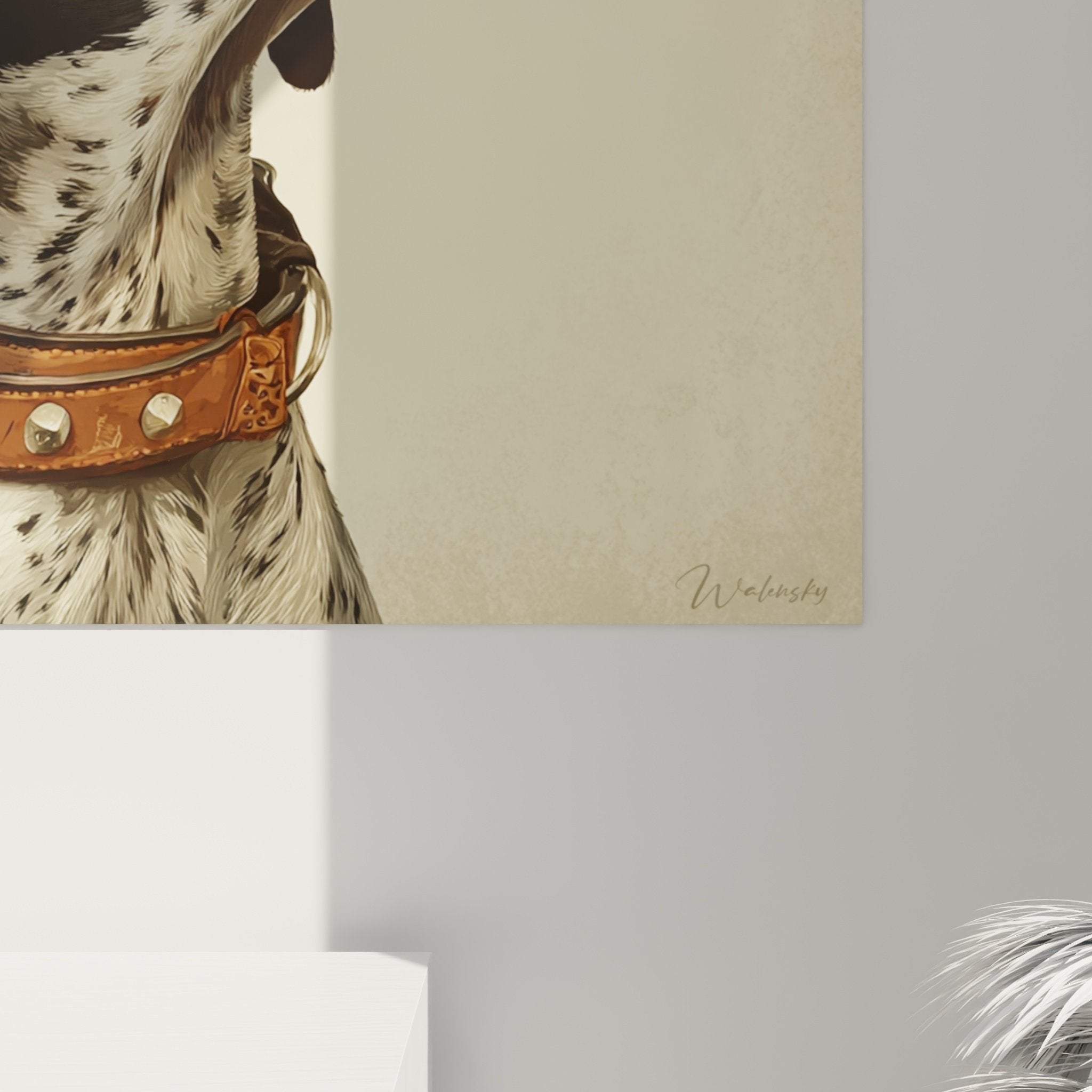 Vue d'ensemble tableau décoratif portrait chien Braque Allemand intérieur moderne mur beige ambiance chaleureuse