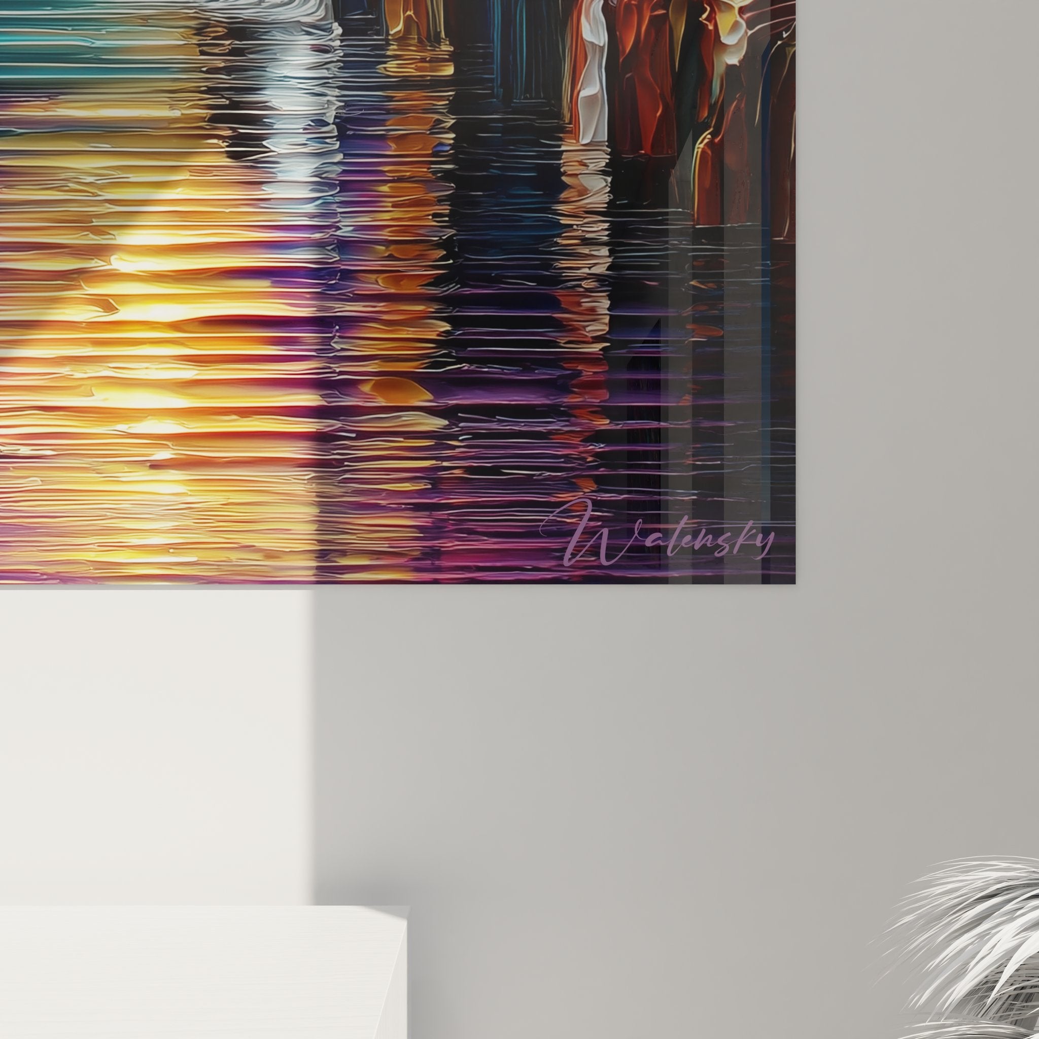 Vue d'ensemble tableau cascade psychédélique présenté sur support mural avec éclairage artistique professionnel