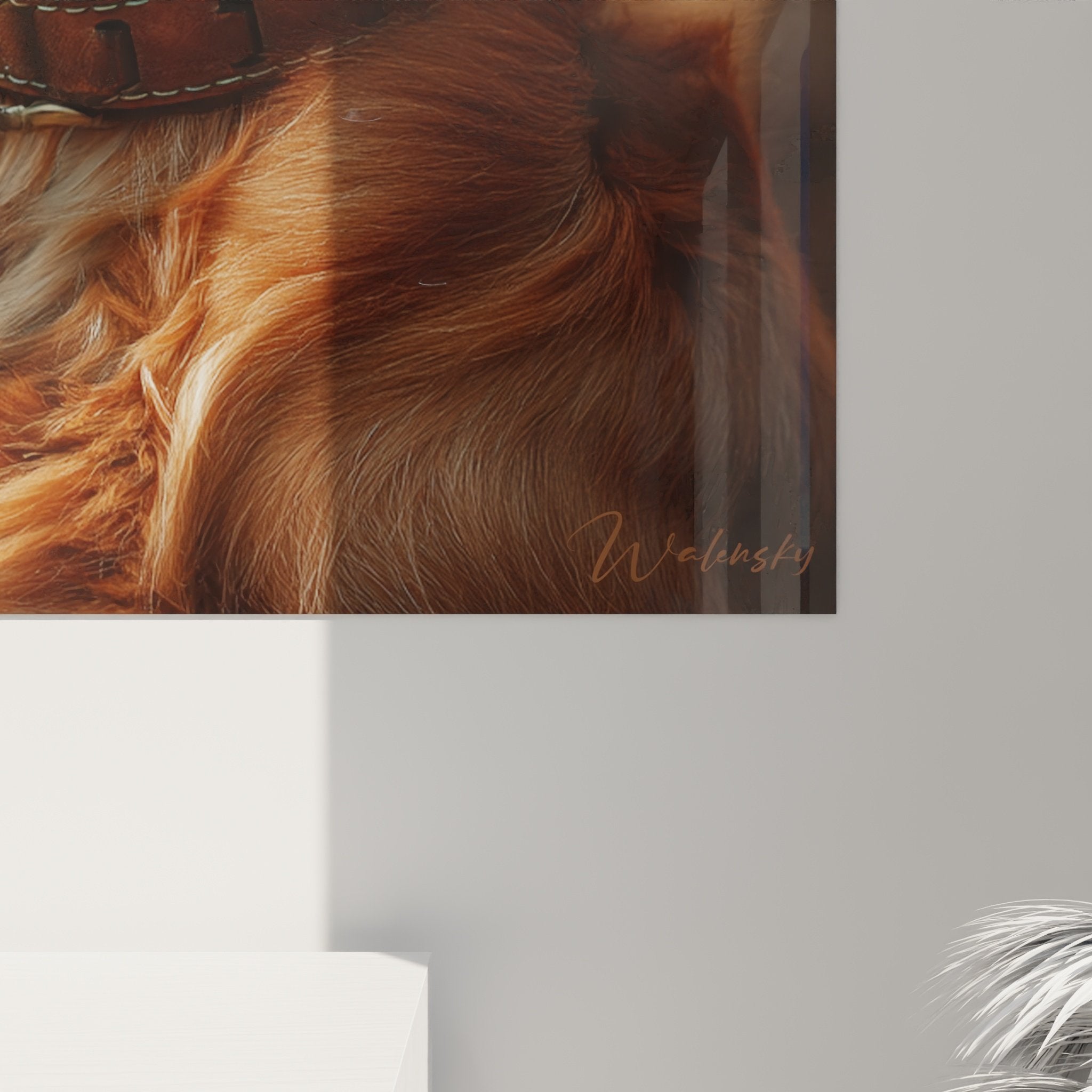 Vista d'insieme quadro da parete cane sguardo contemplativo integrazione decorazione interni moderna