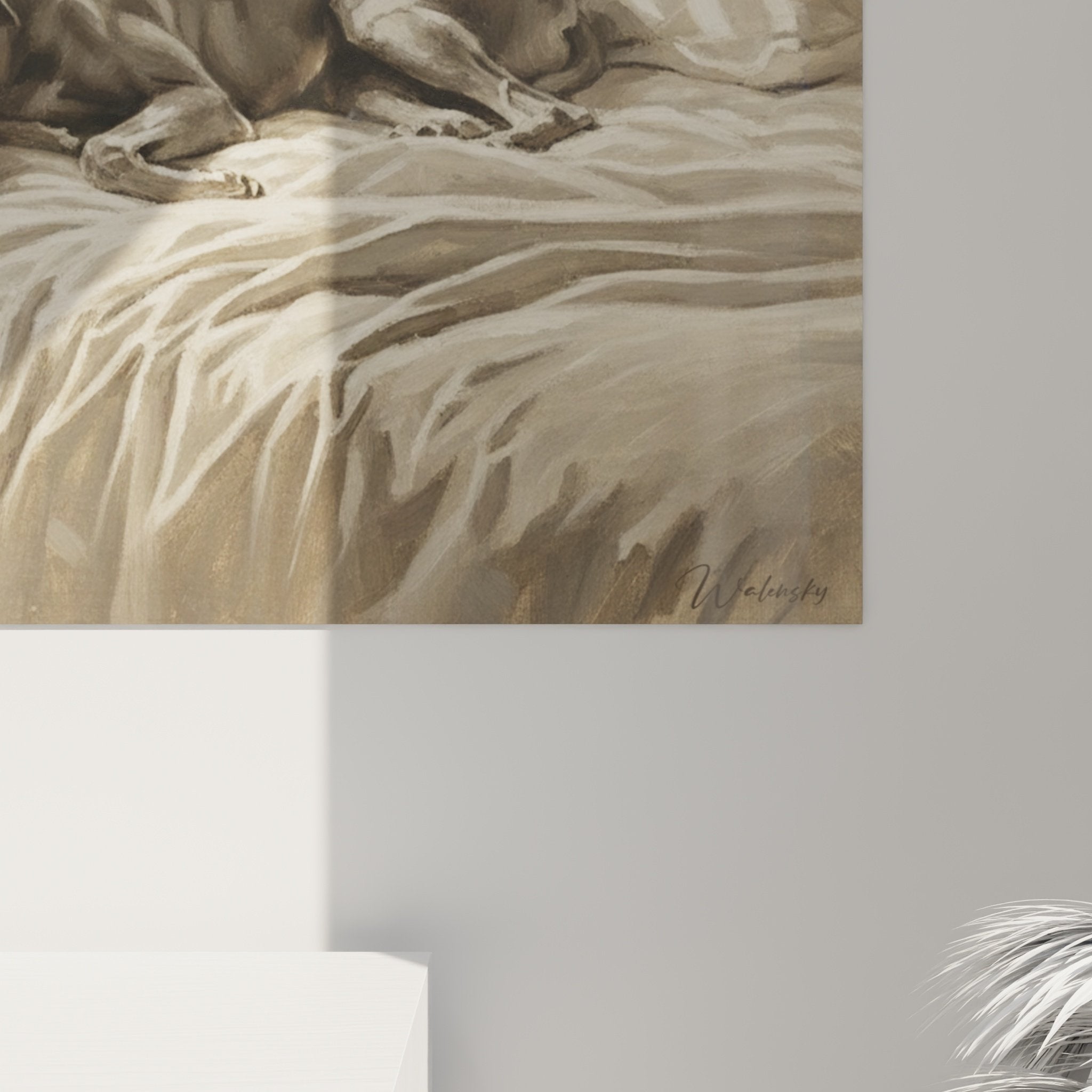 Überblick Wandbild Windhund Greyhound in Beigetönen im modernen Wohnzimmer mit natürlichen Möbeln