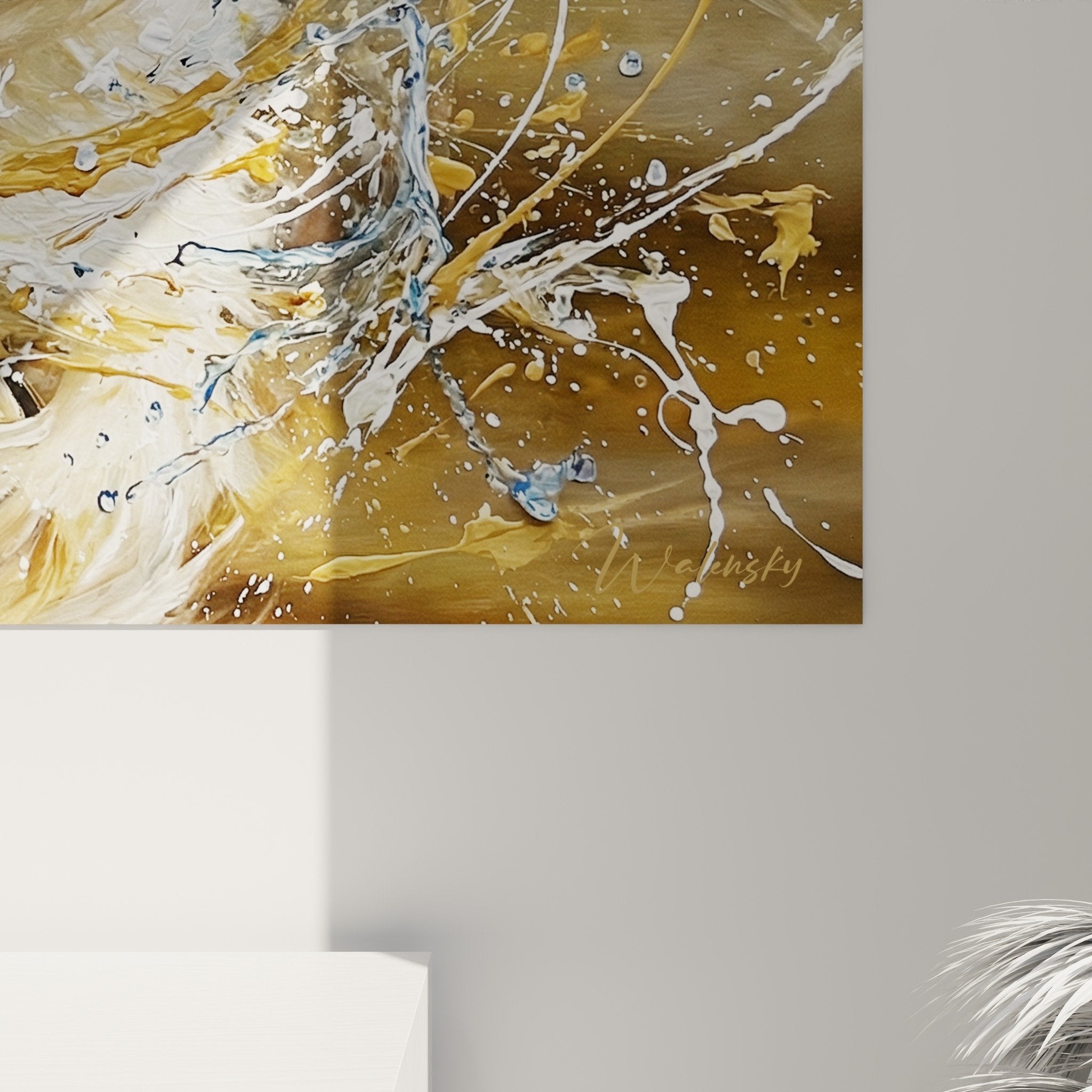 Vue d'ensemble tableau mural Lhassa Apso art contemporain éclaboussures dorées salon moderne