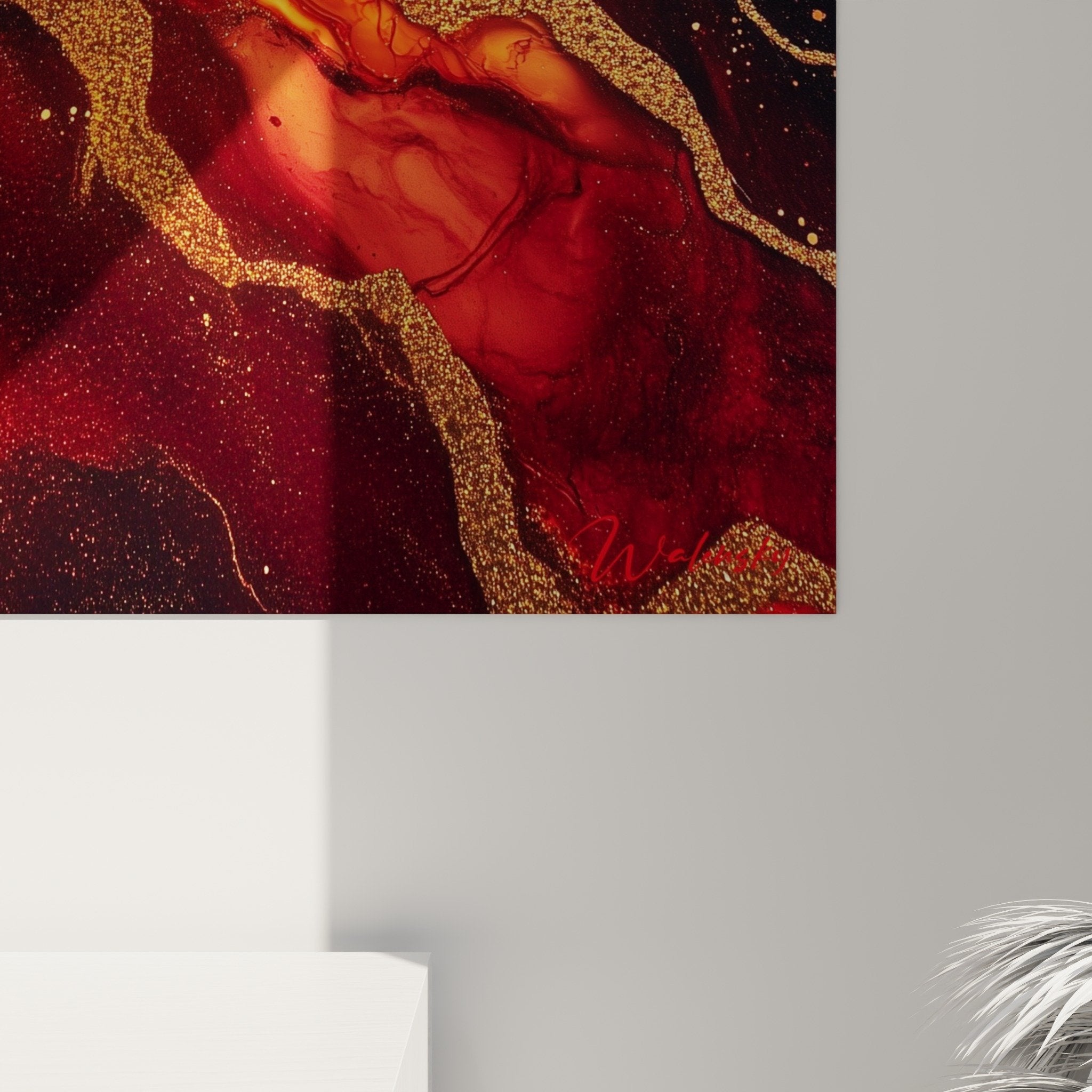 Vue d'ensemble tableau marbre abstrait rouge or dans interieur moderne salon decoration murale artistique
