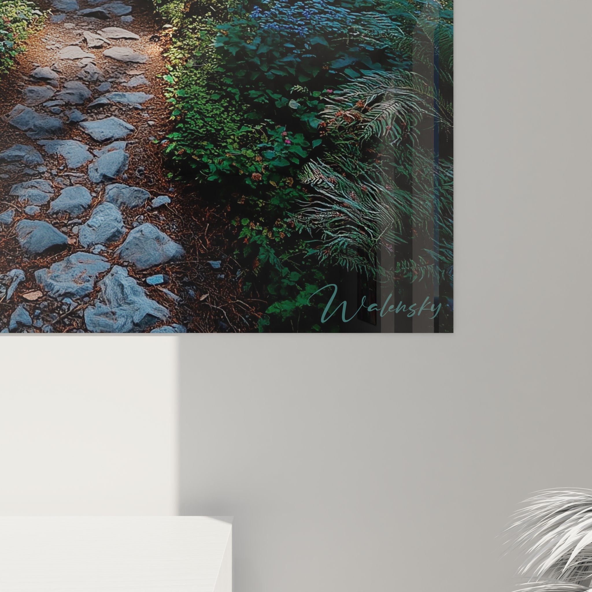 Vue ensemble tableau mural forêt géants avec chemin mystique et lumière filtrée