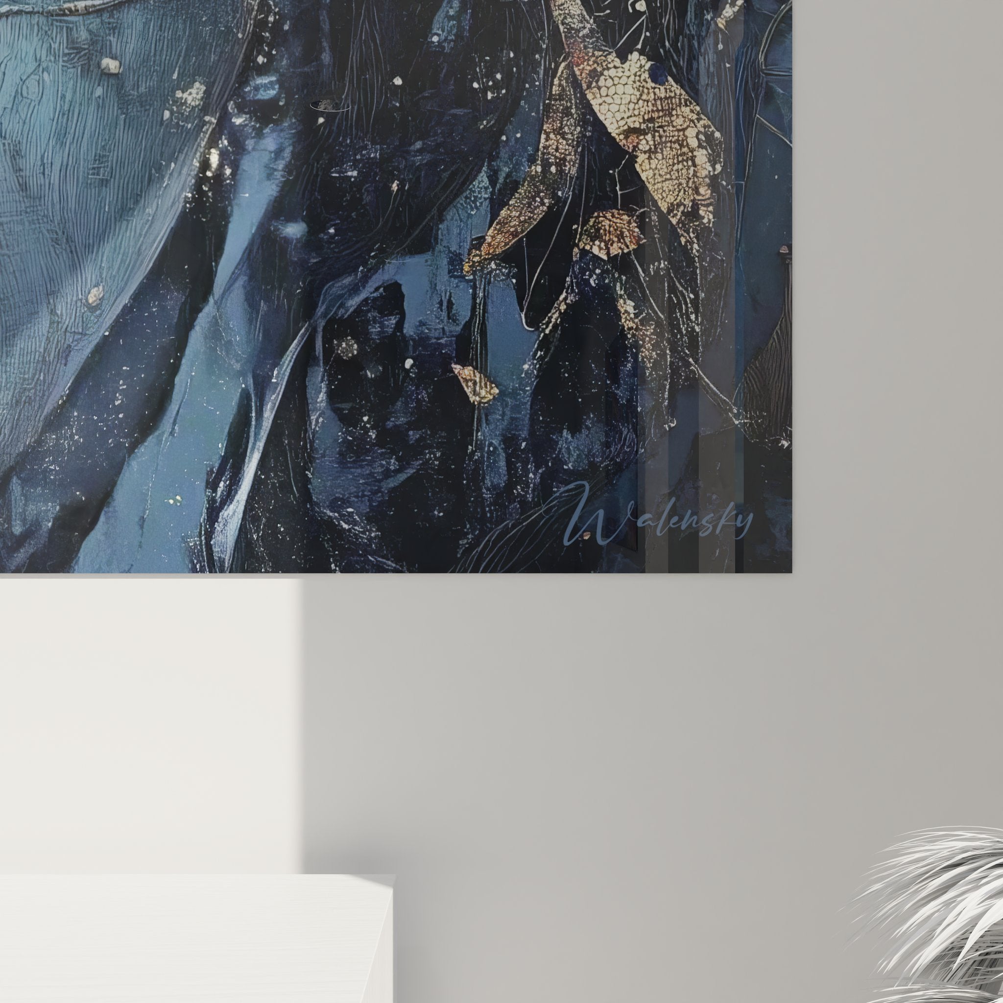 Vue d'ensemble tableau mural océanique figuratif abstrait avec visage féminin et ornements dorés