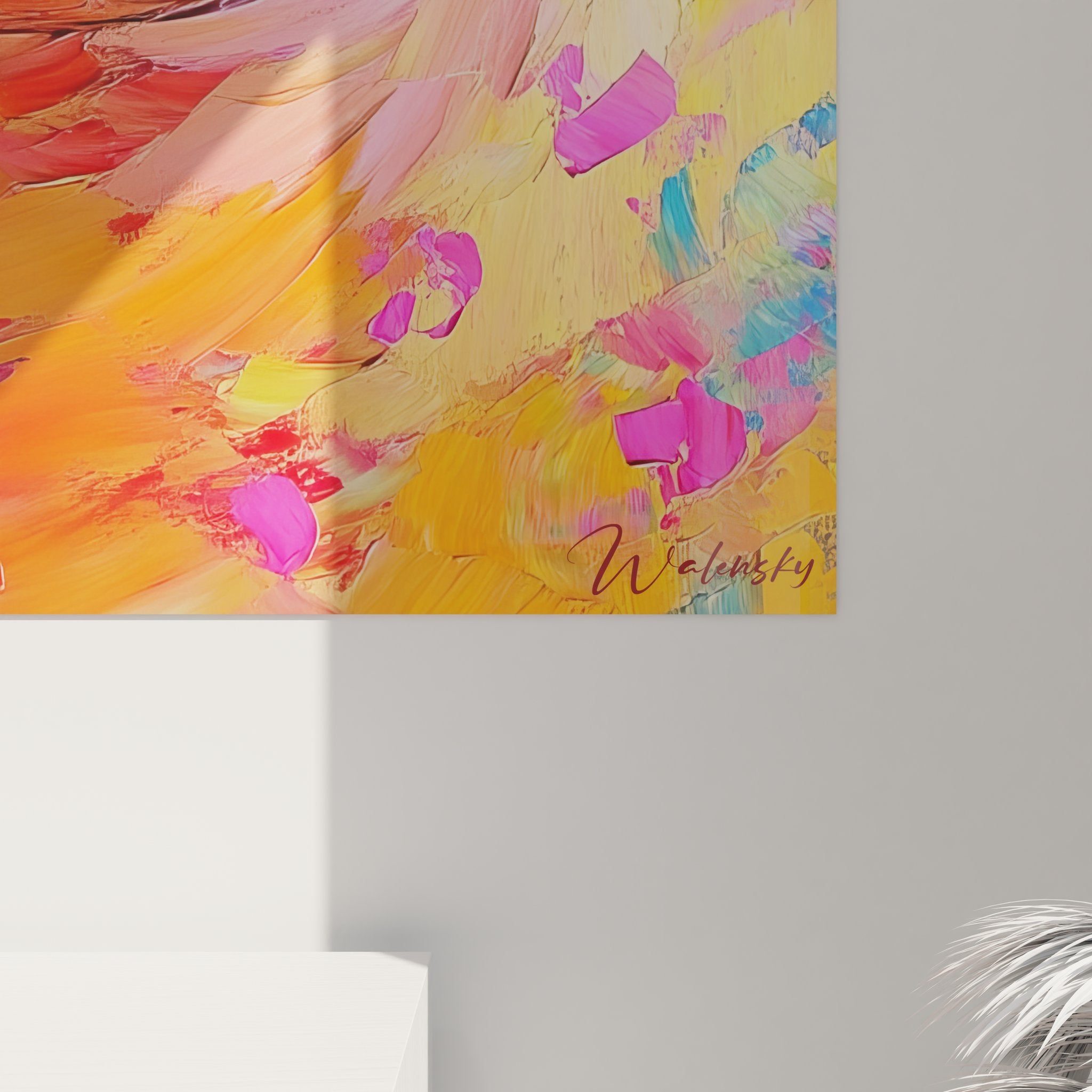 Vue ensemble tableau spirale abstraite multicolore, composition tourbillonnante art mural contemporain