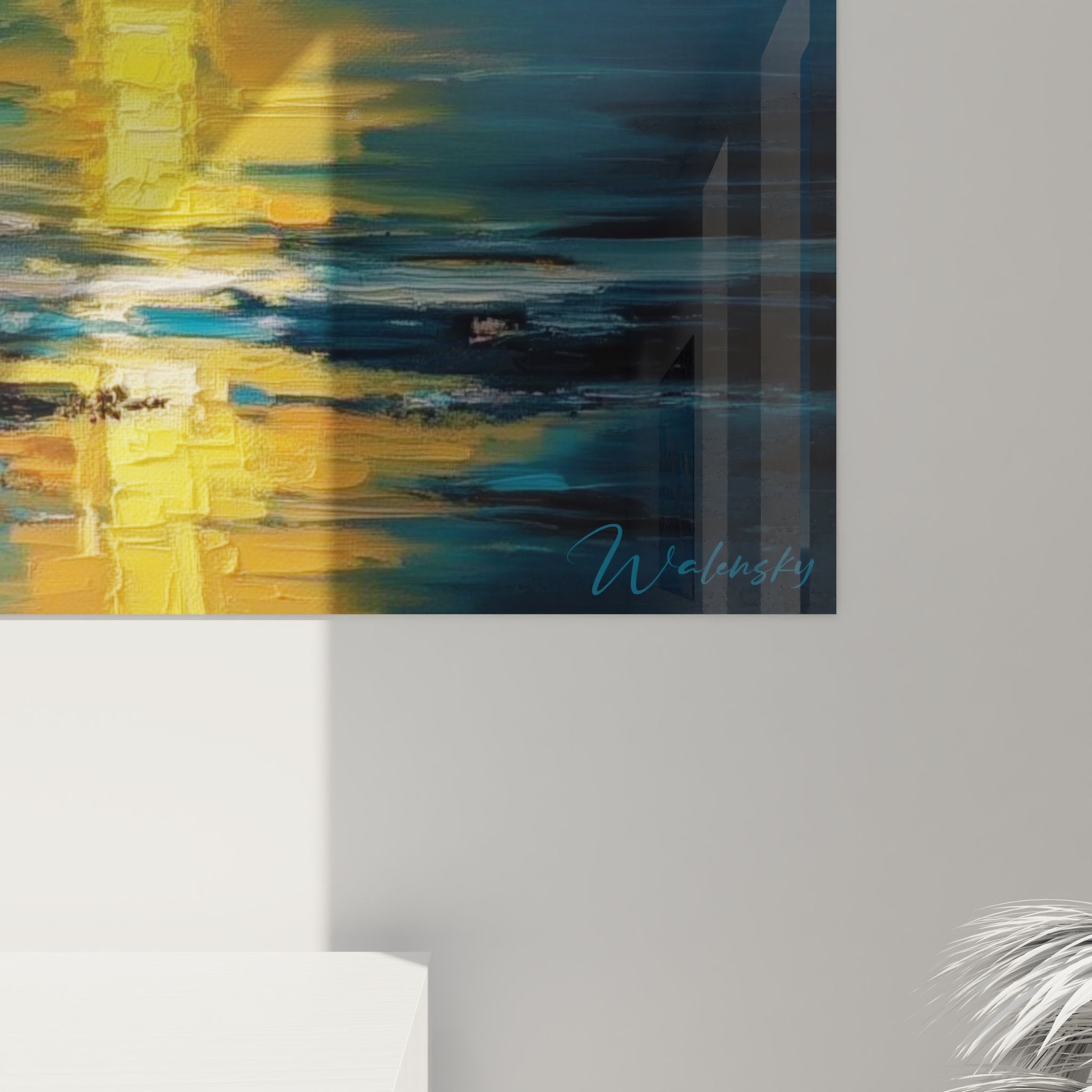 Vue d'ensemble toile volcanique moderne accrochée mur blanc style contemporain