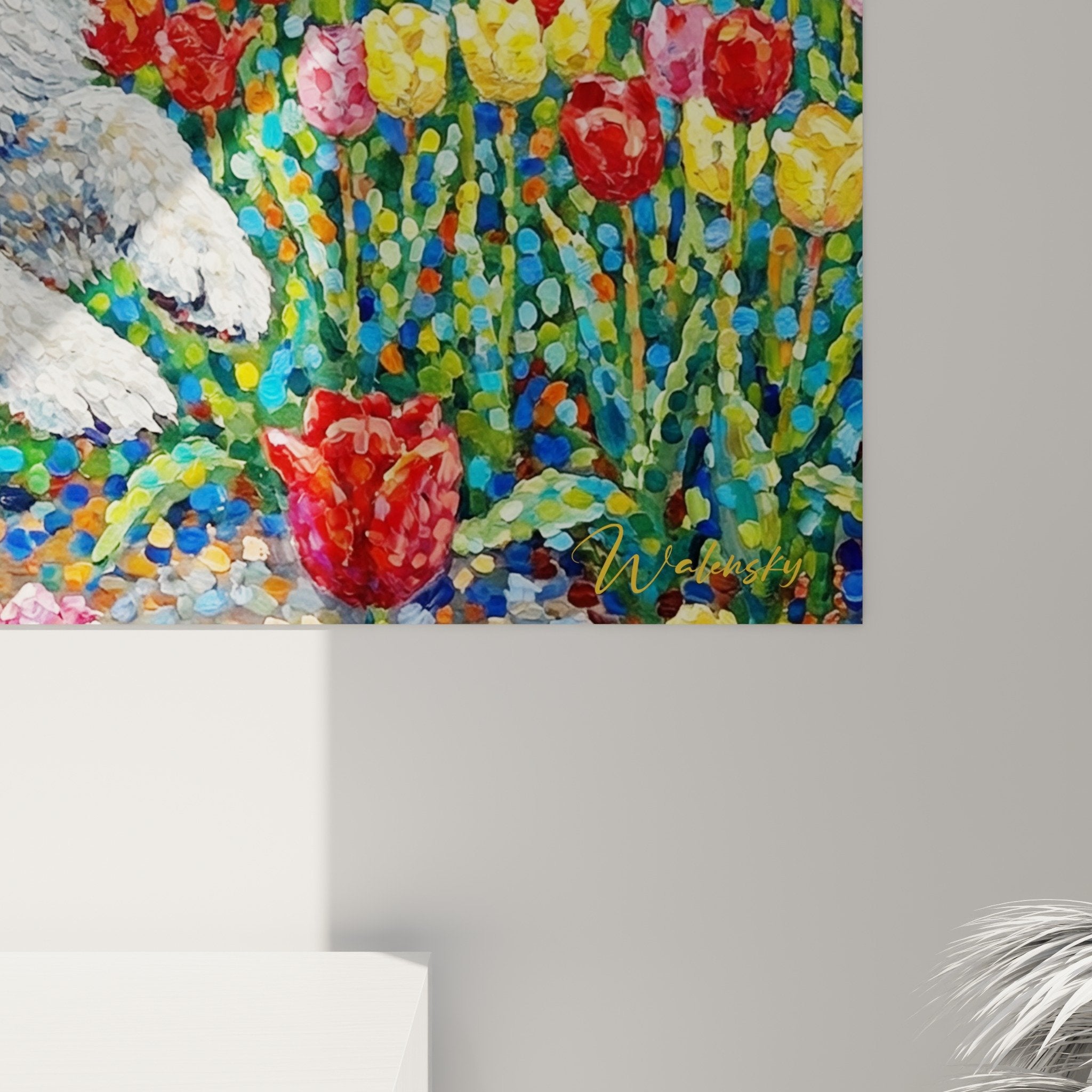 Vue ensemble tableau Keeshond champ tulipes alignees horizon ciel bleu composition florale pointillisme