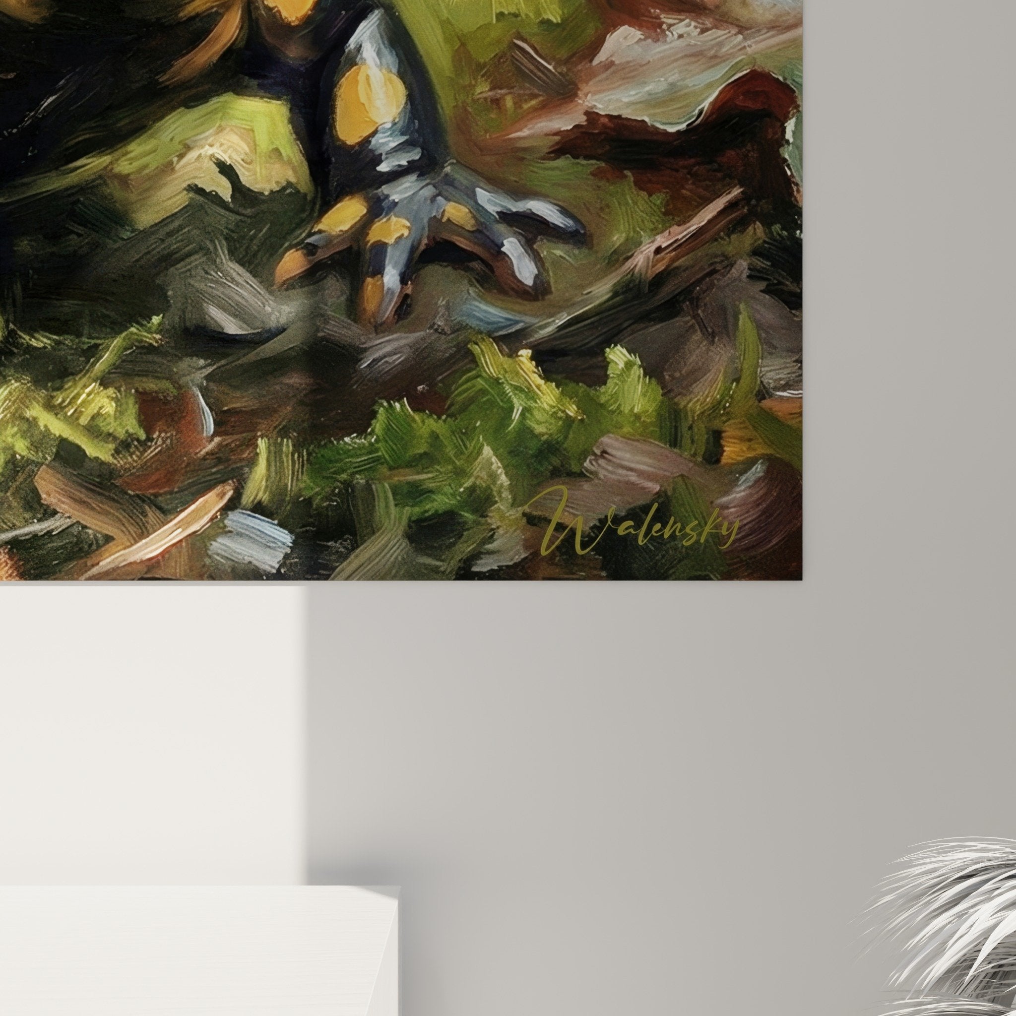 Vue ensemble tableau salamandre forestière dans intérieur contemporain déco nature