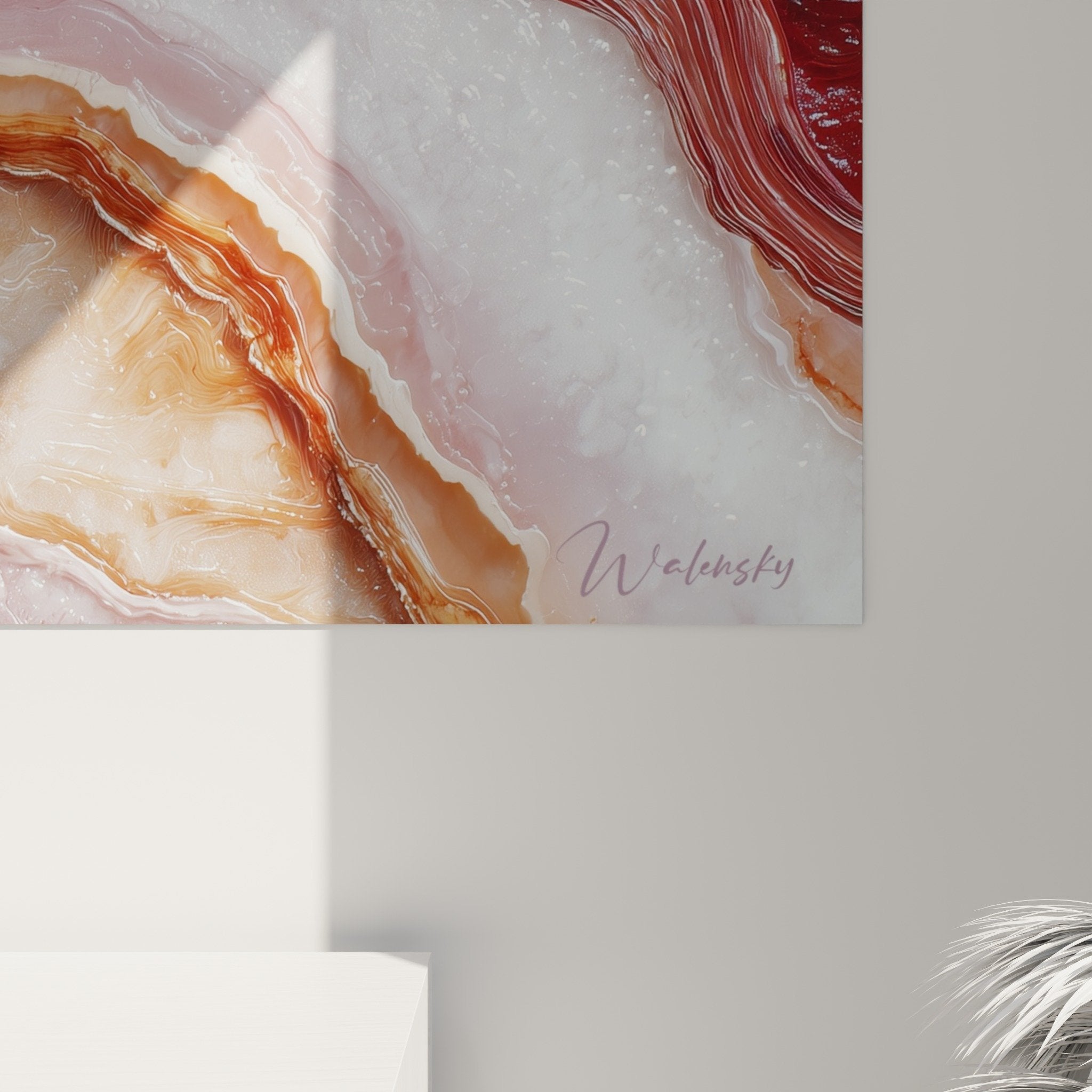 Vue ensemble tableau marbre abstrait salon decoration murale tons chauds bordeaux dore