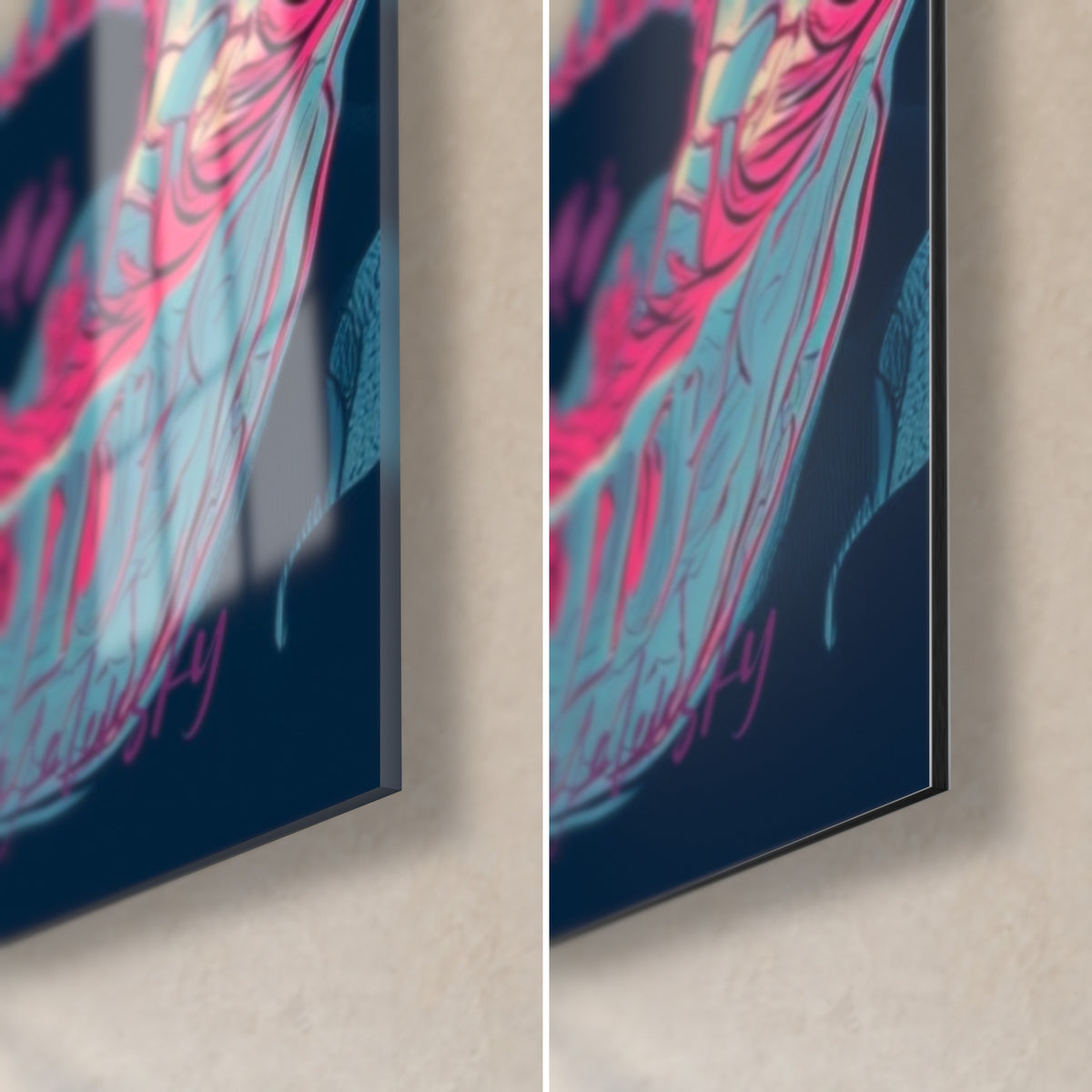 Quadro axolotl dalle ossa azzurro pallido e rosa vivo, angolo in basso a destra: vetro acrilico lucido a sinistra, Dibond opaco a destra, spessore 3 mm