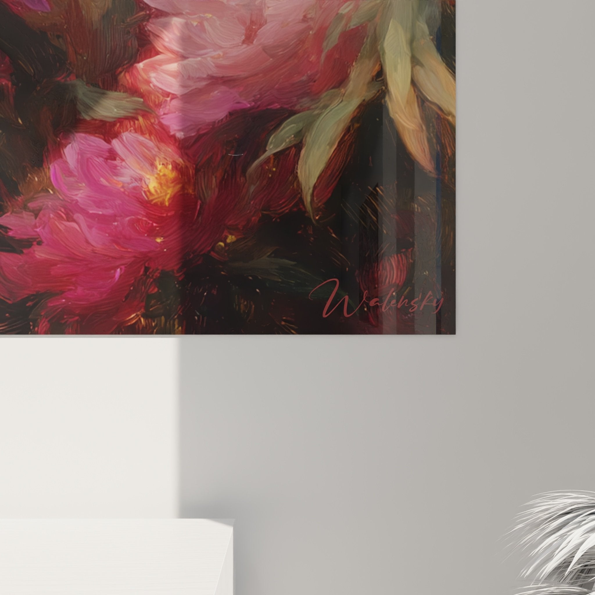 Vue d'ensemble du tableau chow chow pivoines dans un intérieur contemporain élégant