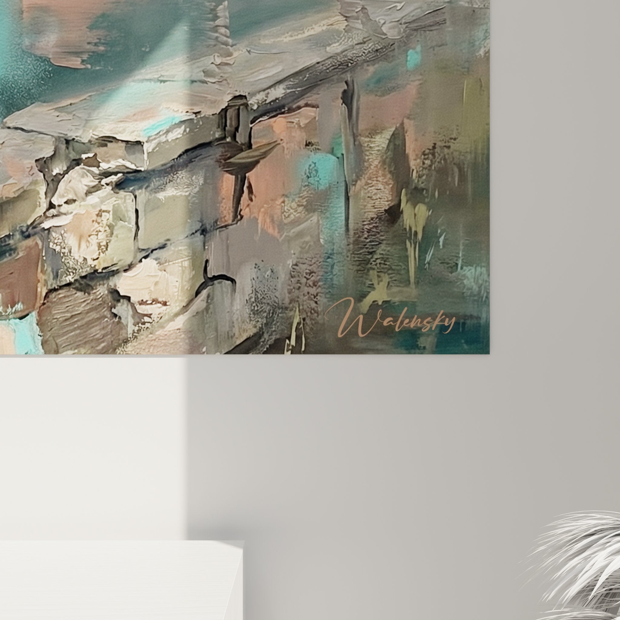 Vue ensemble tableau chien Papillon coloré dans intérieur moderne aux murs clairs