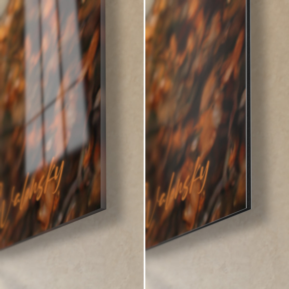 Schilderij van een roodbruine spaniël op zijn boomstronk, rechtsonder: glanzend acrylglas met reflecties en mat zwart Dibond, rand van 3 mm