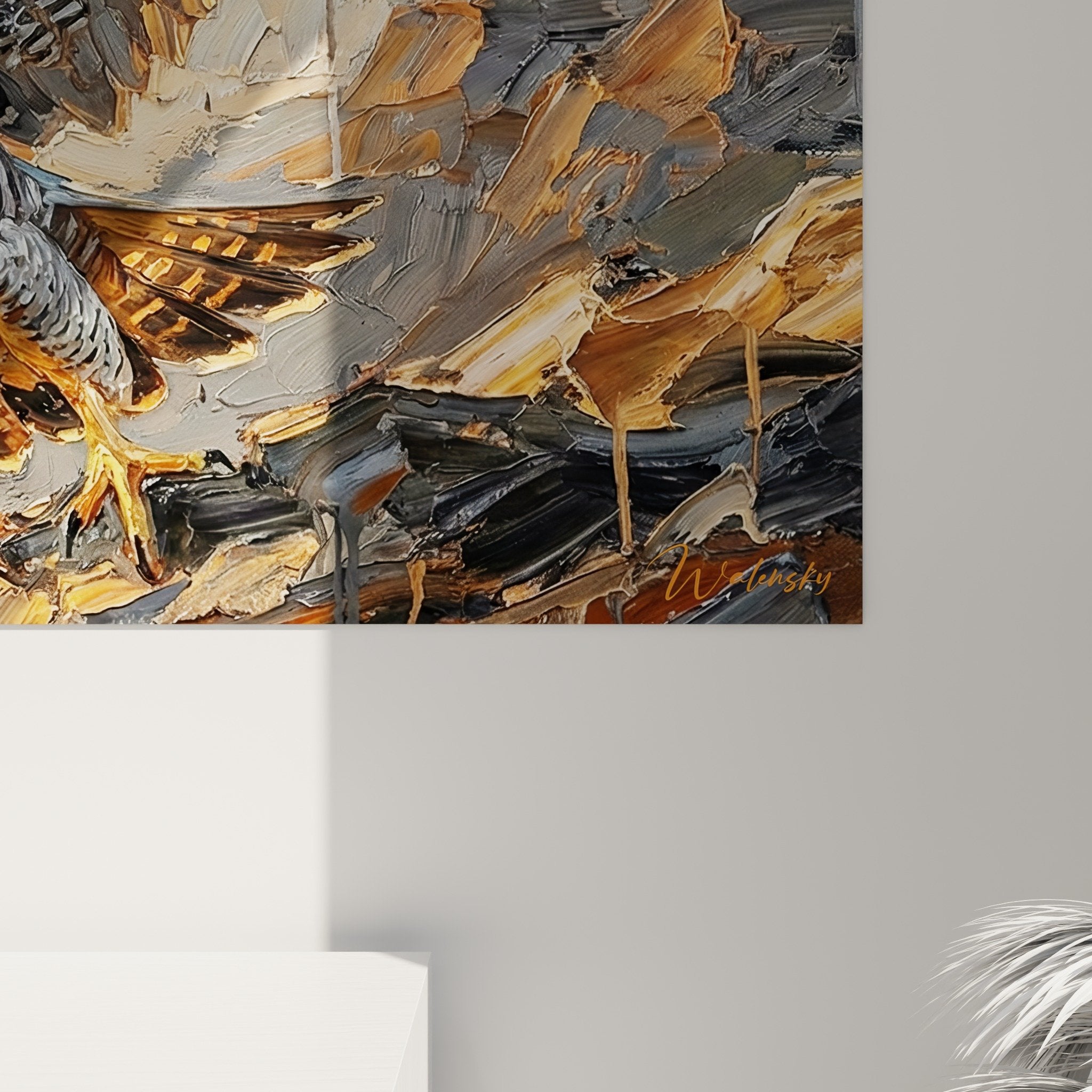 Vue ensemble tableau faucon envergure ailes lumiere doree composition dynamique art mural