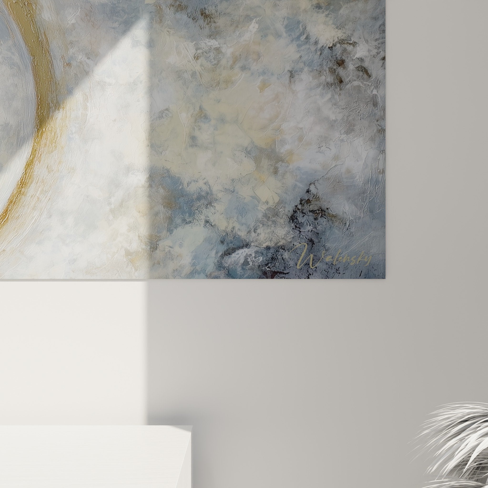 Vue ensemble tableau horizontal cercle dore ciel nuageux feng shui decoration interieur