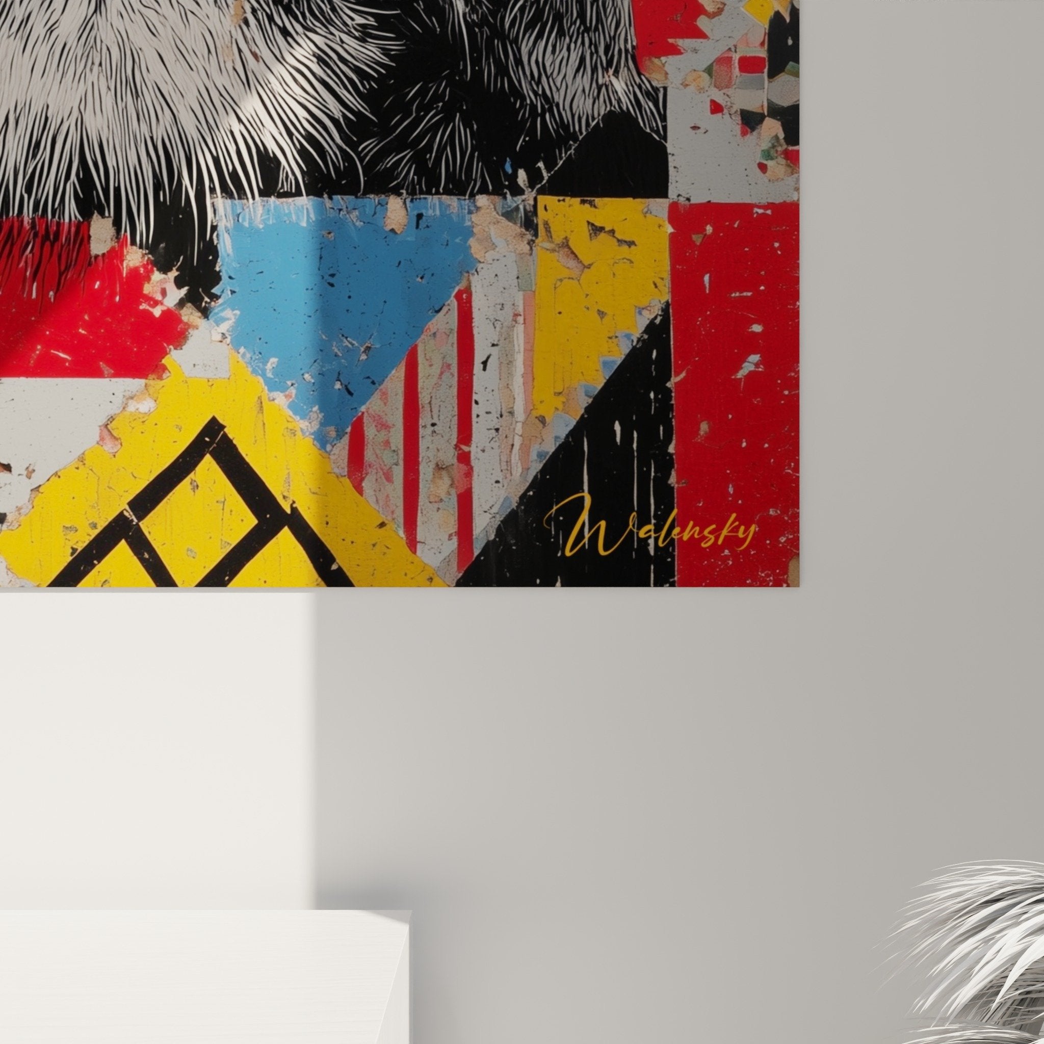 Vue ensemble tableau lion geometrique salon contemporain decoration murale art urbain multicolore