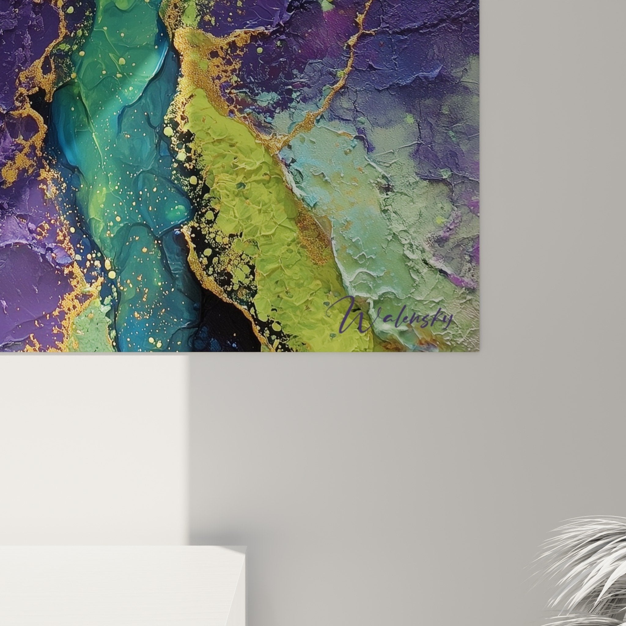 vue ensemble tableau mural abstrait salon decoration couleurs vibrantes vert violet turquoise moderne