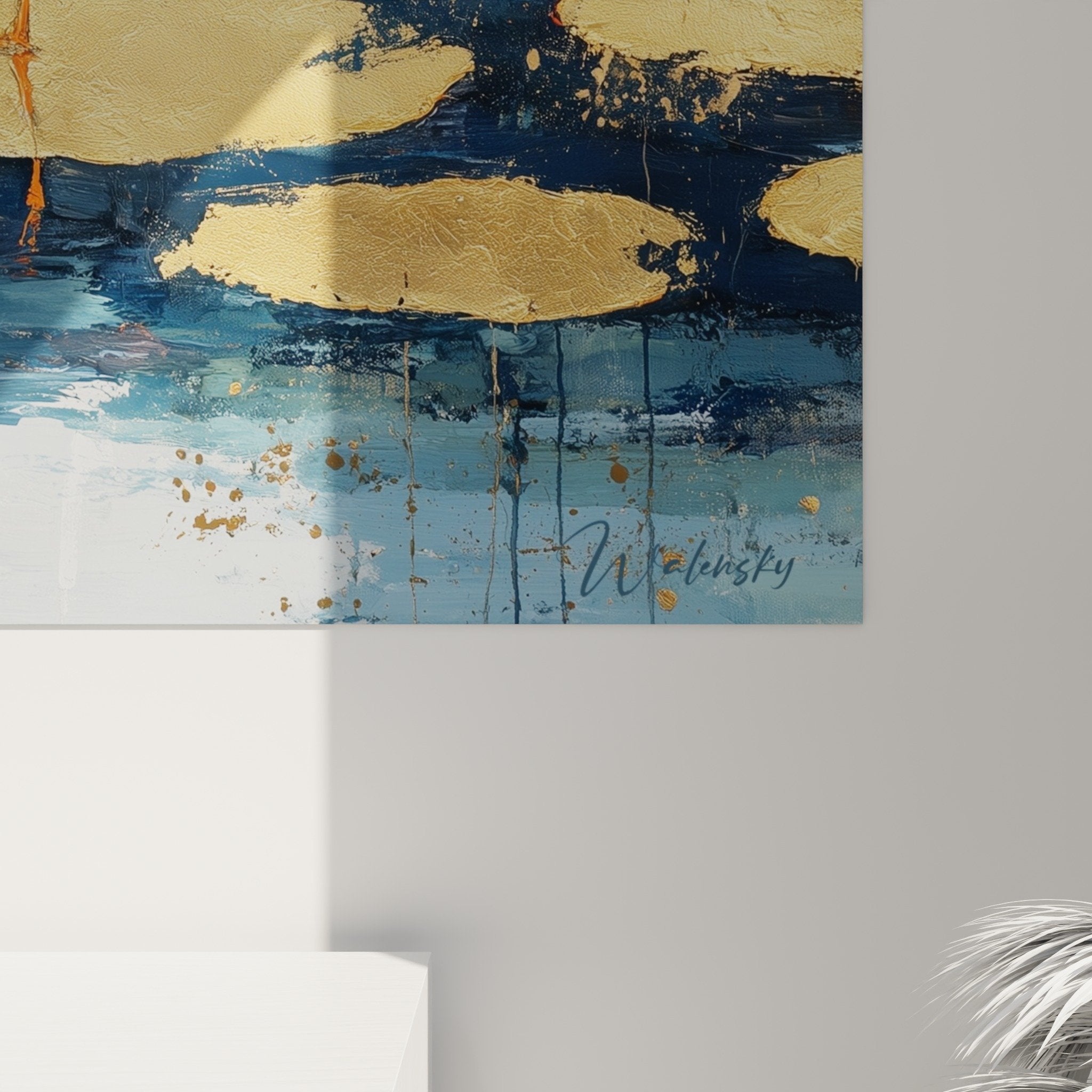 Vue ensemble tableau oiseaux aquatiques tons bleus dores decoration murale feng shui nord eau