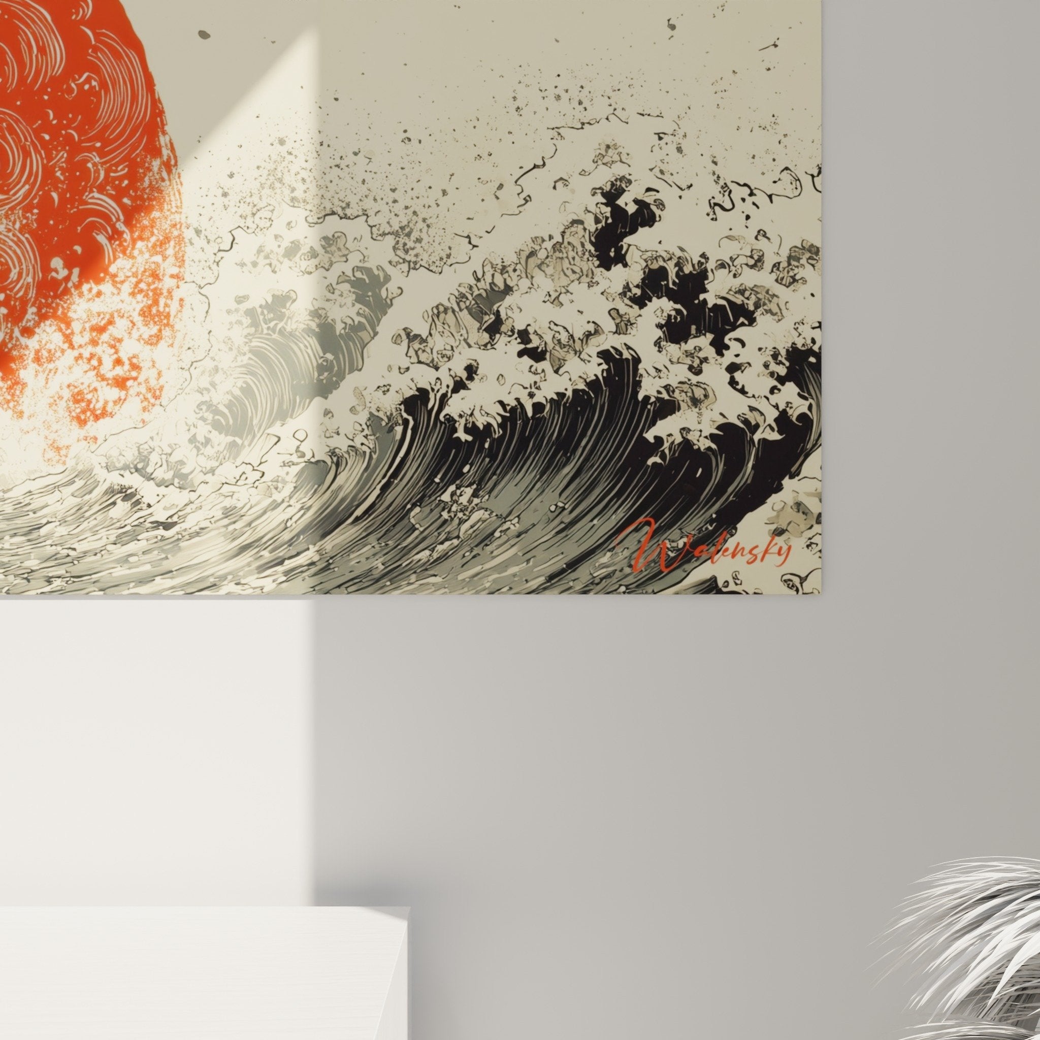 Vue d'ensemble tableau panoramique torii japonais rouge au centre de vagues déferlantes fond orange dramatique