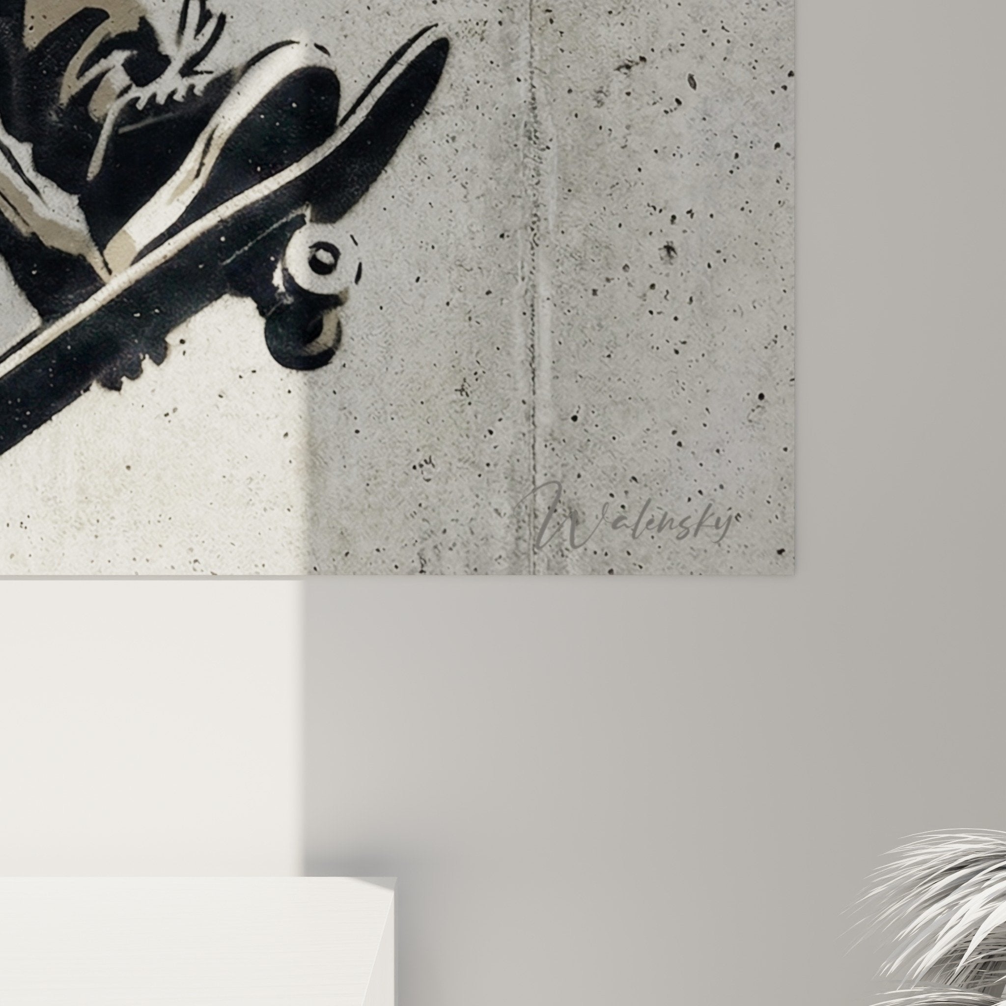 Vue ensemble tableau street art skateur urbain pochoir beige noir decoration interieur moderne