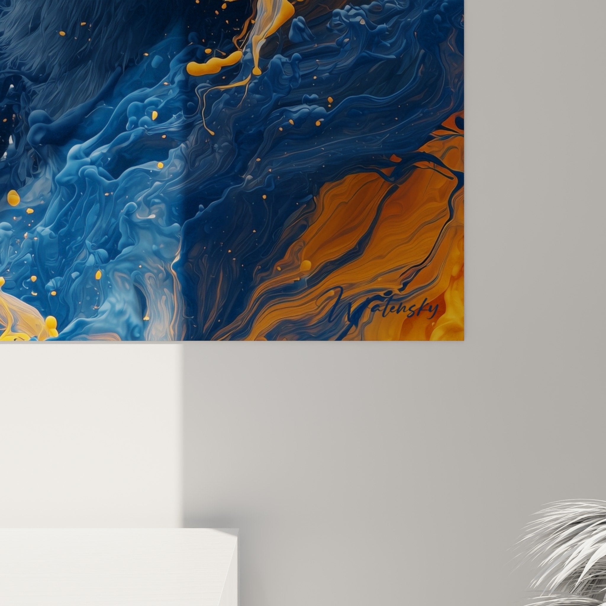 Vue ensemble tableau tigre bleu orange dans intérieur contemporain mur blanc