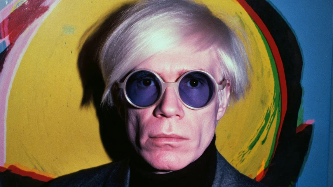 Biographie d’Andy Warhol : le pape de la culture de masse et des icônes sérigraphiées