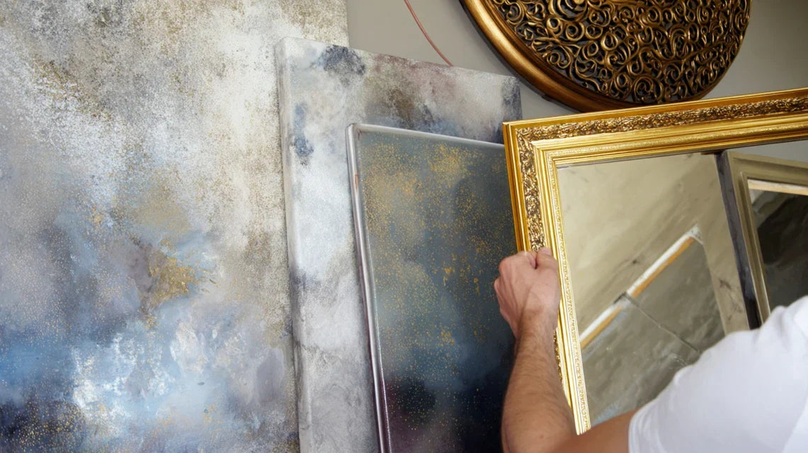 Tableau + miroir + cadre vide : combinaisons visuelles réussies