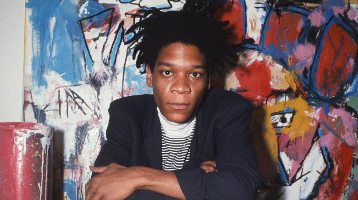 Biographie de Jean-Michel Basquiat : le météore new-yorkais du graffiti devenu légende de l’art contemporain