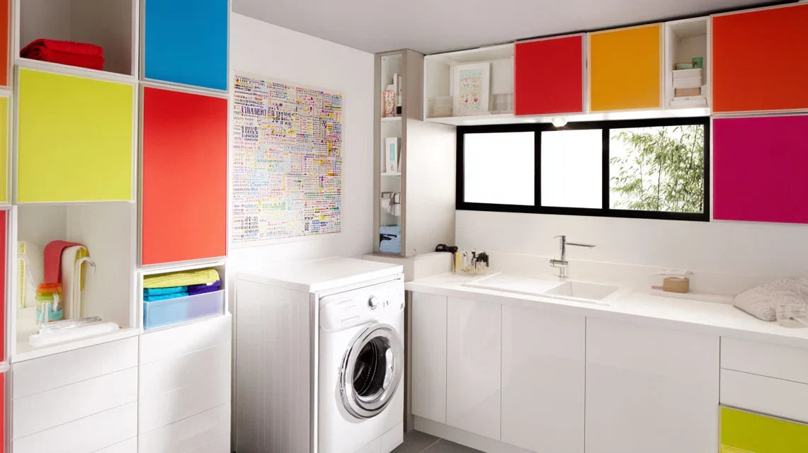 Comment décorer une buanderie avec un tableau bien placé ?