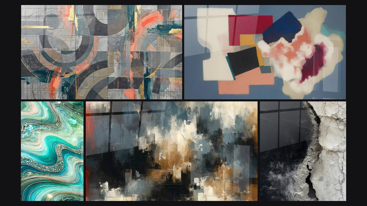 Mosaico di cinque quadri, tra cui Cerchi grigi e corallo intrecciati, Onde Cristalline e Forme geometrica di poesia quadrata