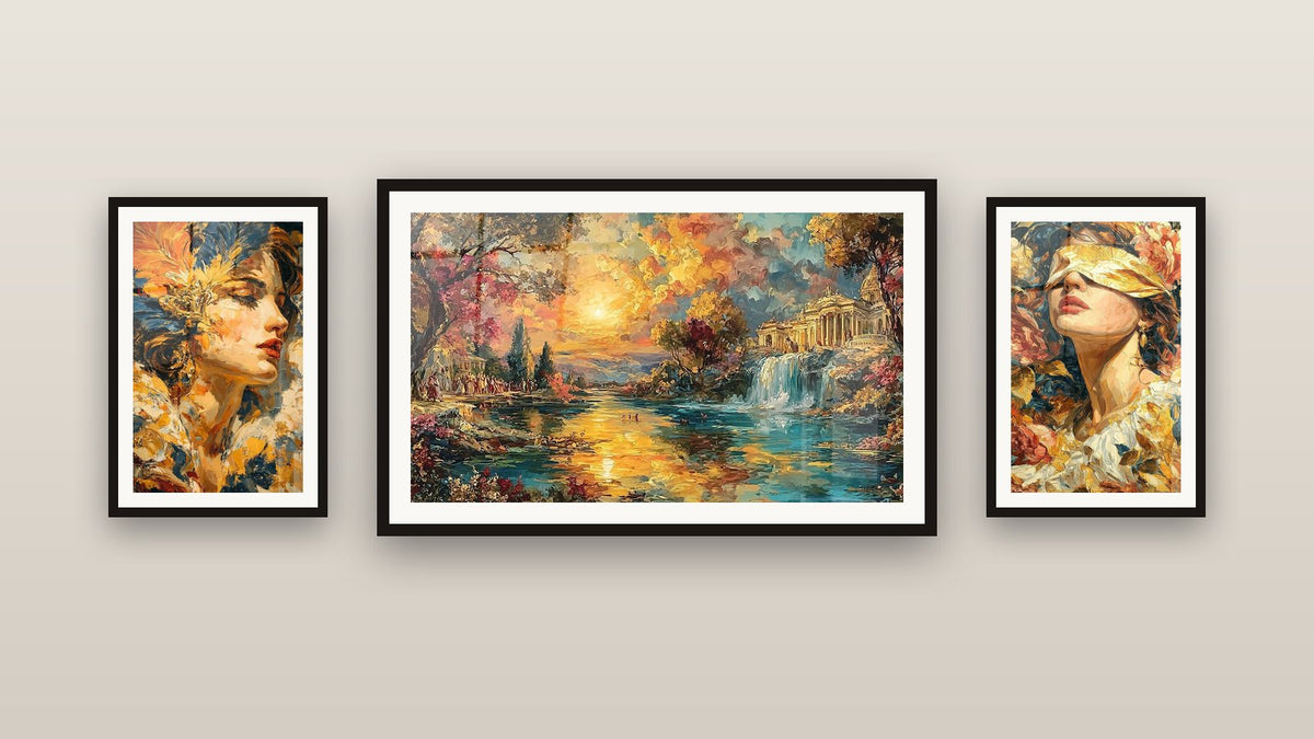 Parete galleria con tre quadri incorniciati: Donna Parure Dorata, Donna Occhi Chiusi e Paesaggio Tempio Eterno