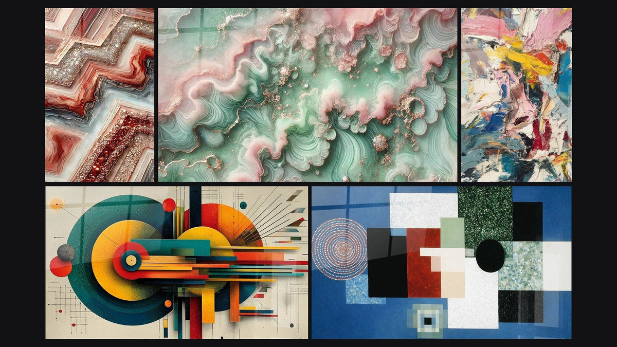 Mozaïek van vijf schilderijen, waaronder Geometrisch Fusie, Smaragdnevel en Geometrische tafel Concentrische energie