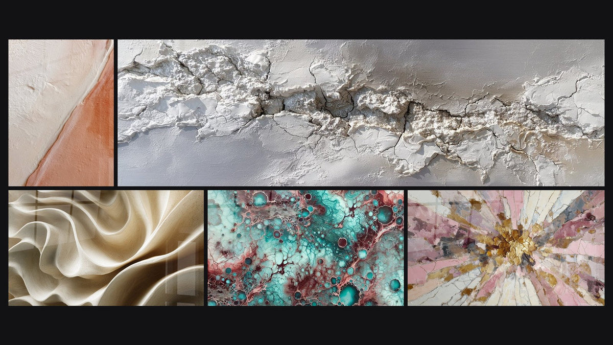 Mosaico di cinque quadri, tra cui Essenza di Granato e Astratto texture grigie e bianche ruvide