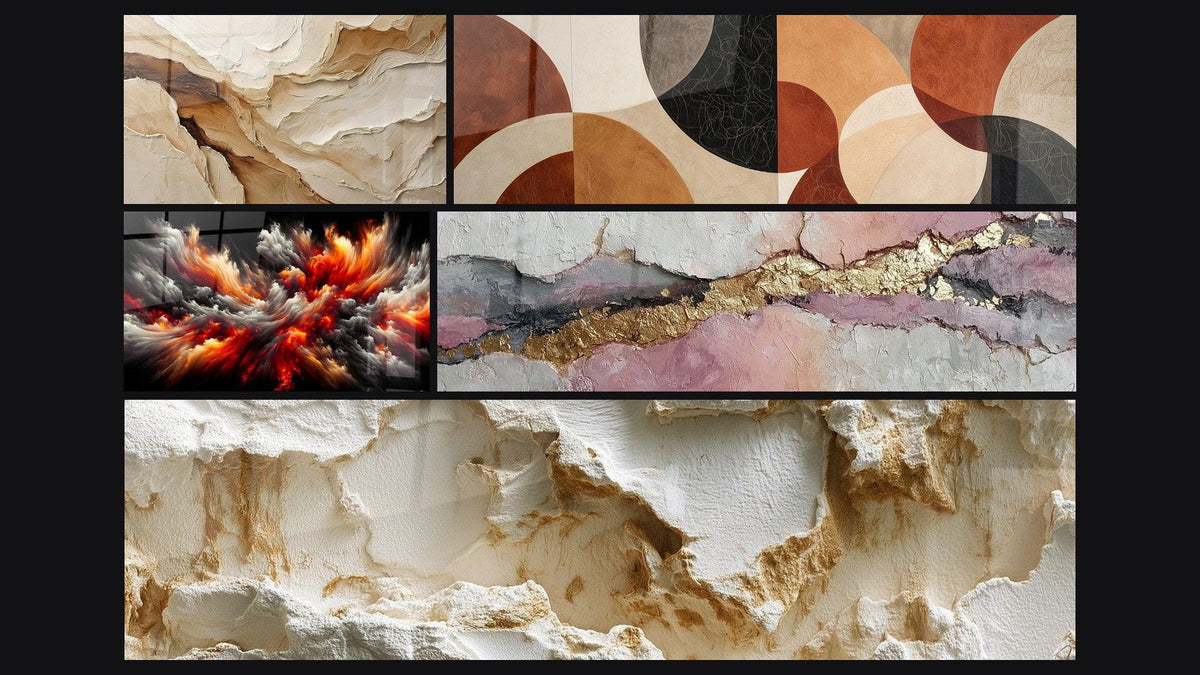 Mosaico di cinque quadri, tra cui Astratto Beige e Terra e Tempesta Solare Abissale
