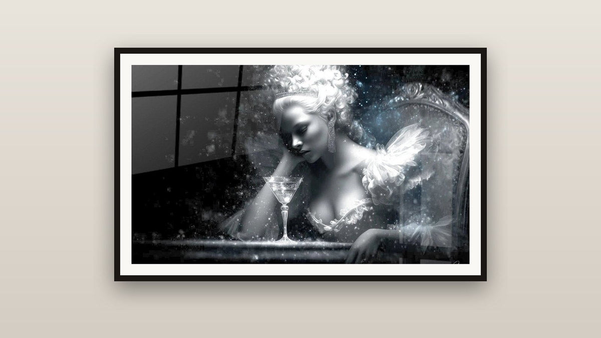 Tableau encadré sur un mur : Femme Diadème Astral