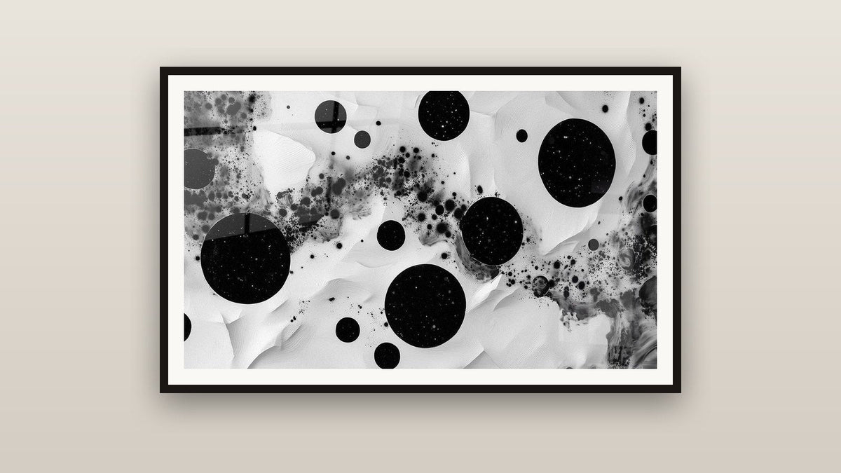 Quadro incorniciato su una parete: Astri Dispersi