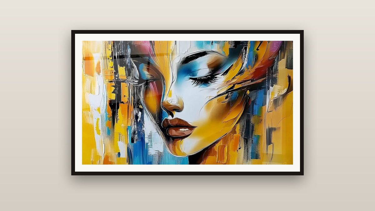 Quadro incorniciato su una parete: Ritratto femminile a colori di