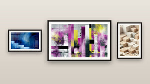 Pared de galería con tres cuadros enmarcados, entre ellos Minimalismo Esculpido