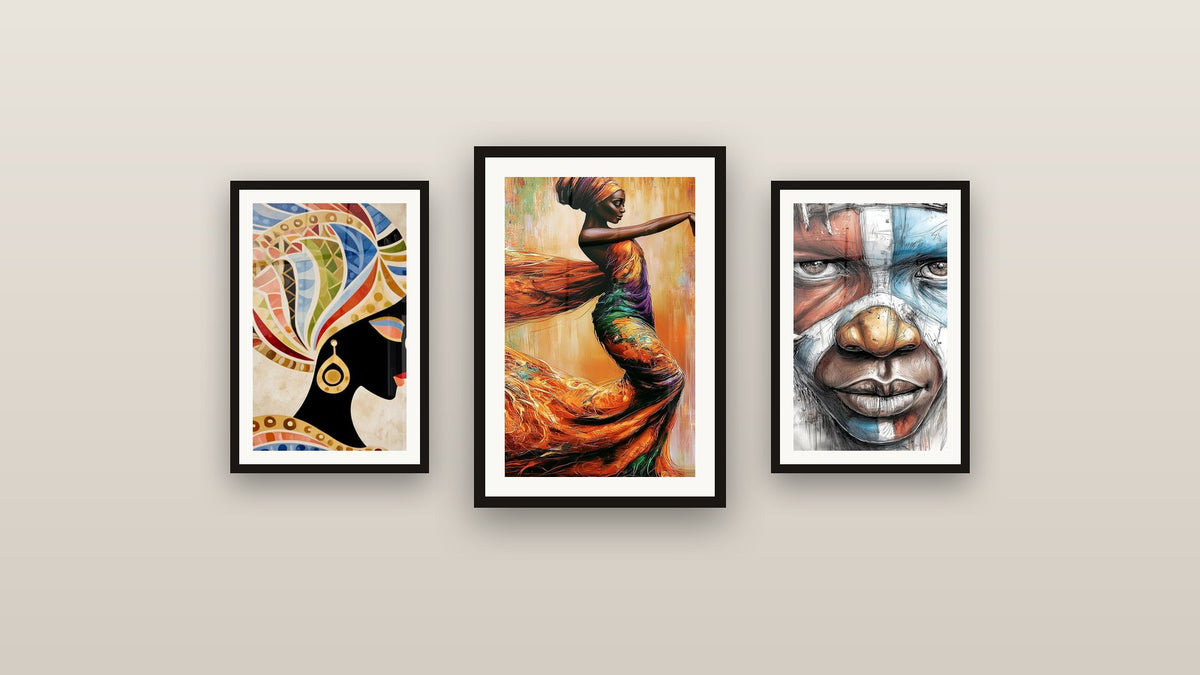 Parete galleria con tre quadri incorniciati, tra cui Volto Sospiri dell'Africa