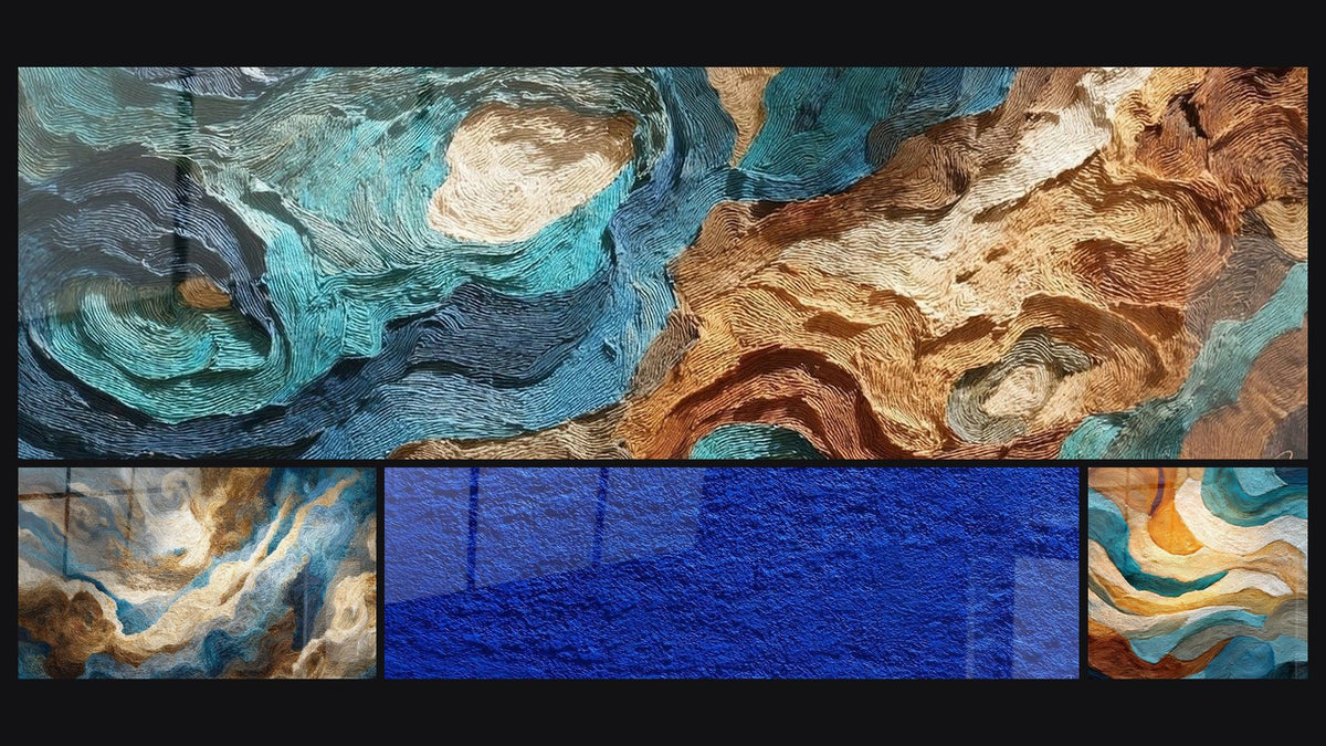 Mosaïque de quatre tableaux, dont Vagues océaniques, Tempête marine et Texture bleue abstraite