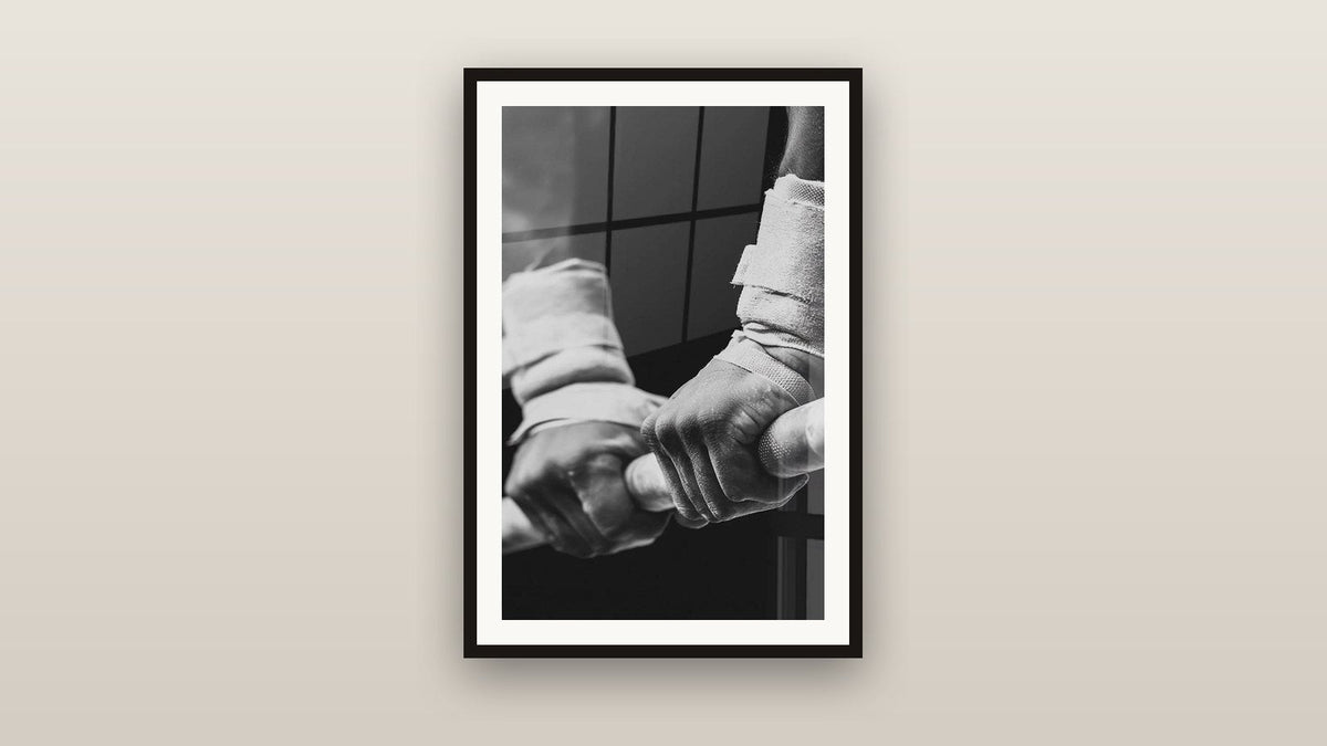 Quadro incorniciato su una parete: Benda per le mani per boxe