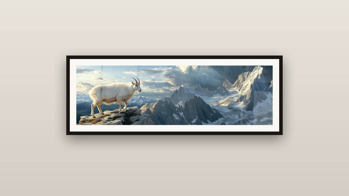 Tableau encadré sur un mur : Chèvre sentinelle des cimes