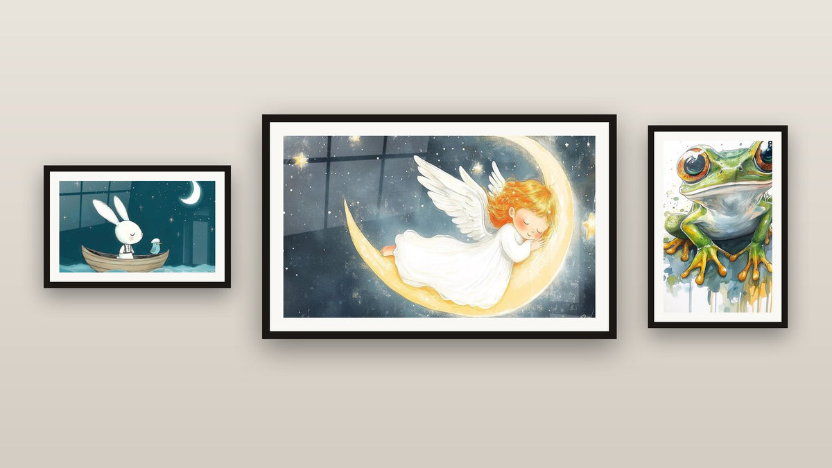 Mur de galerie avec trois tableaux encadrés : Enfants N°10, Ange N°3 et Enfants N°19
