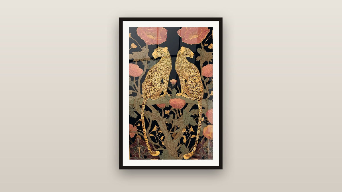 Tableau encadré sur un mur : Léopards Fleurs