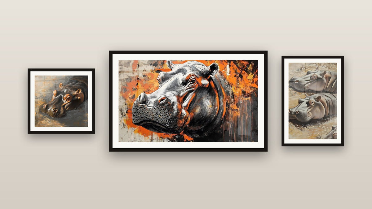 Mur de galerie avec trois tableaux encadrés, dont Hippopotame Sérénité boueuse et Hippopotame rêveur des profondeurs