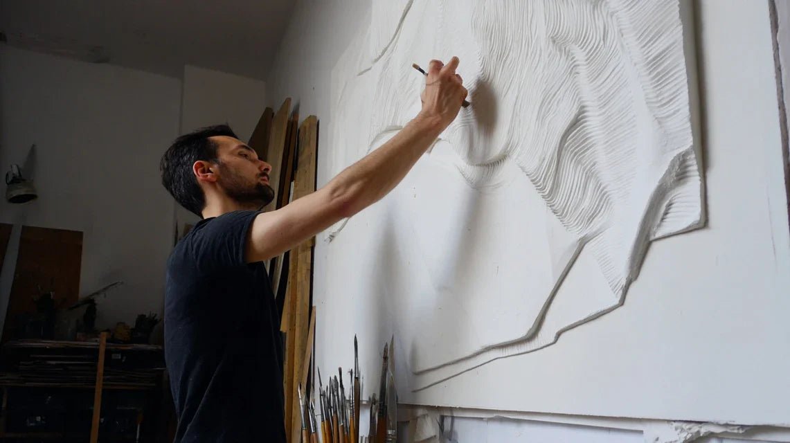 Techniques de relief et 3D : donnez du volume à votre décoration murale